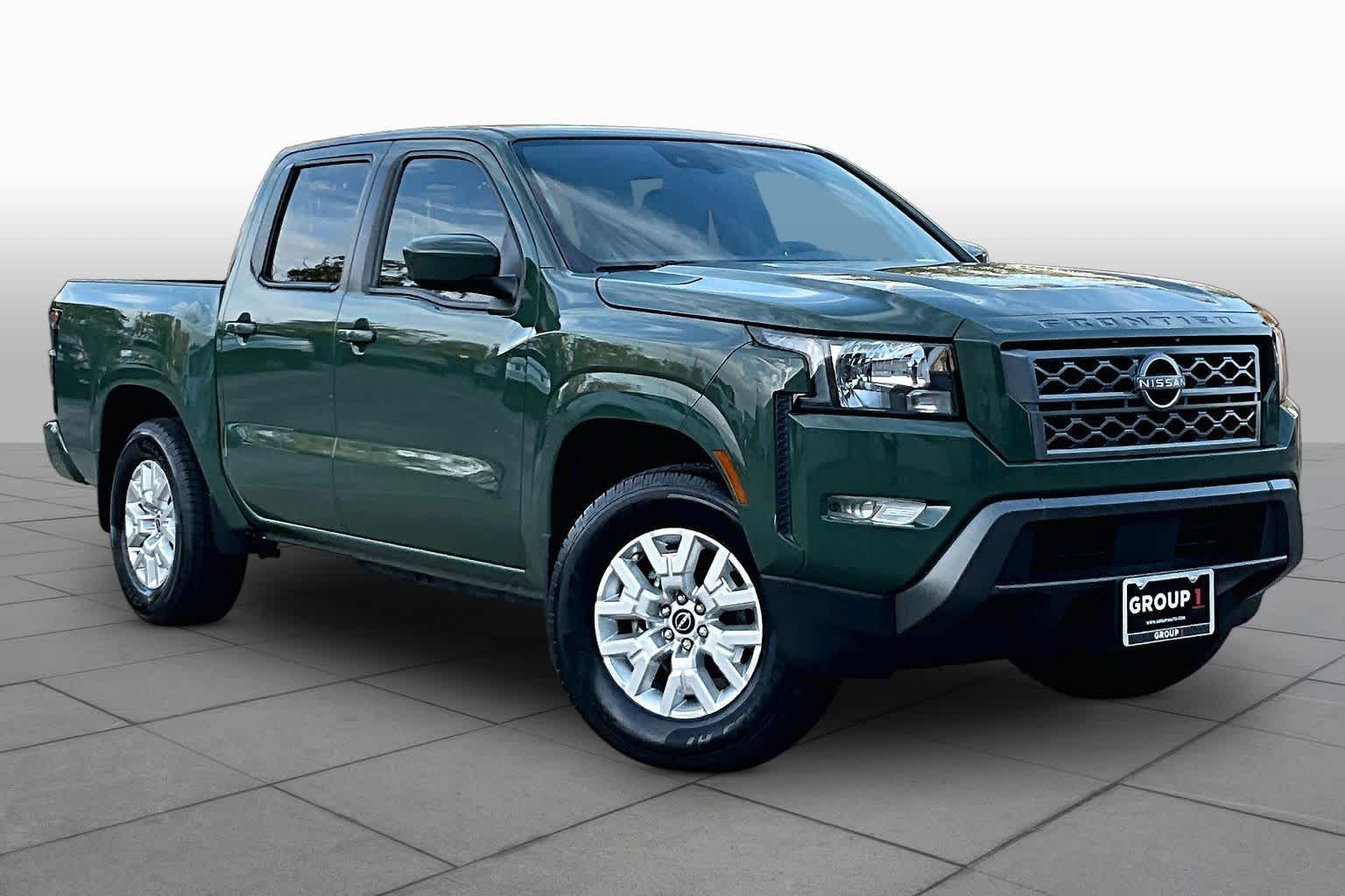2023 Nissan Frontier photo 3 of 37