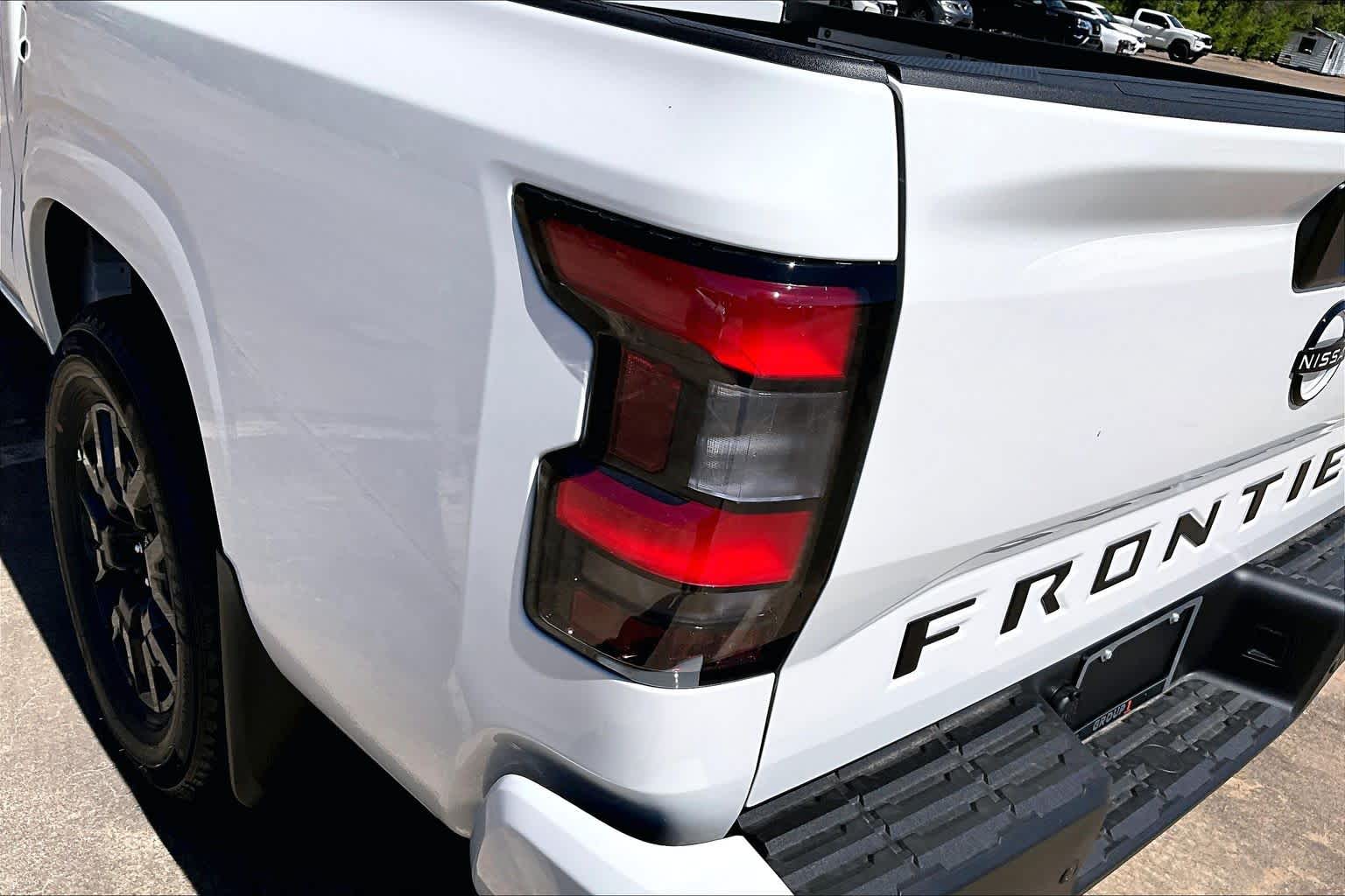 2026 Nissan Frontier SV - 11
