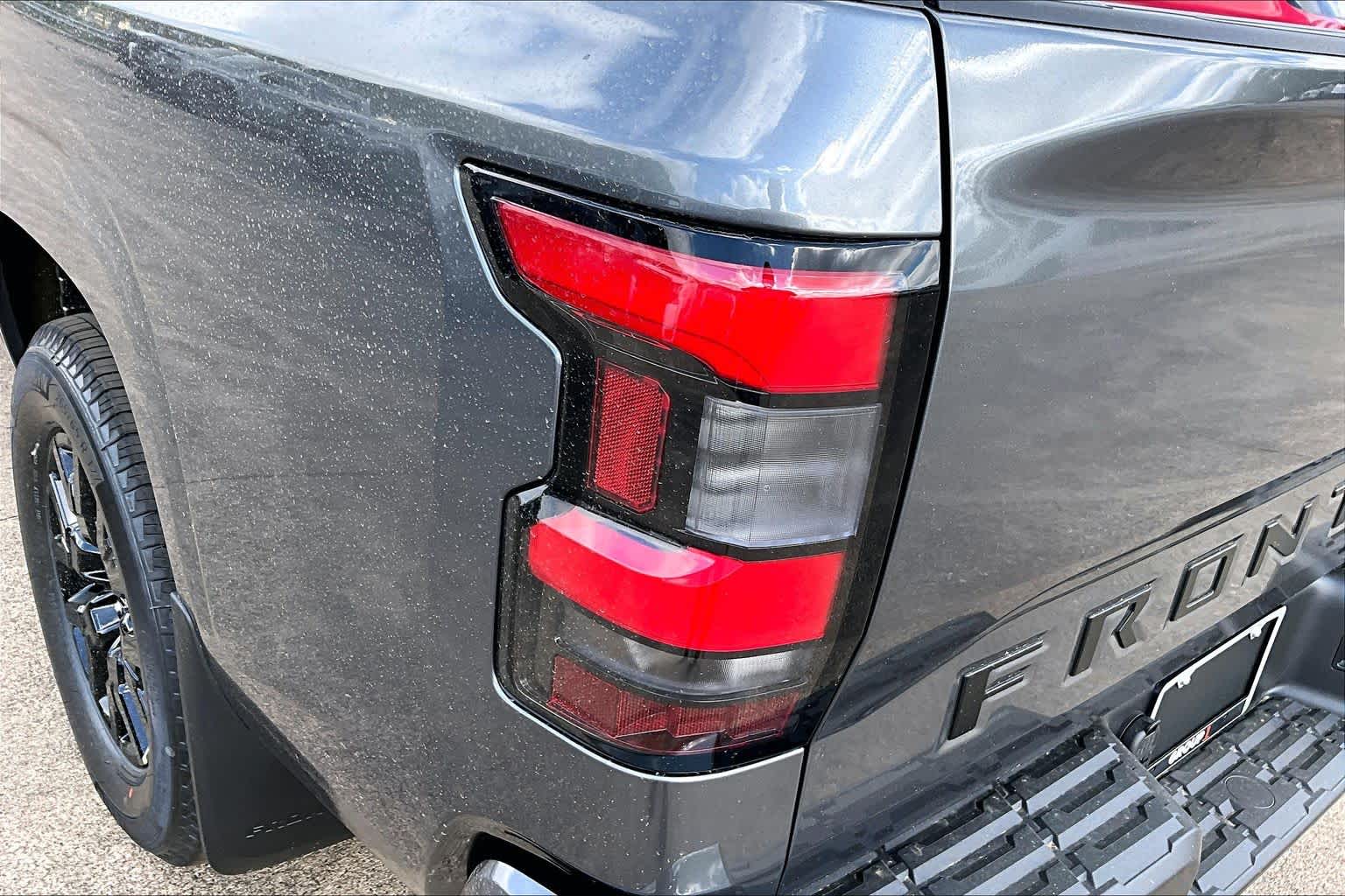 2026 Nissan Frontier SV - 11