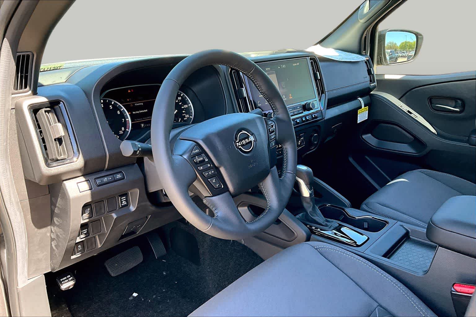 2026 Nissan Frontier SV - 9