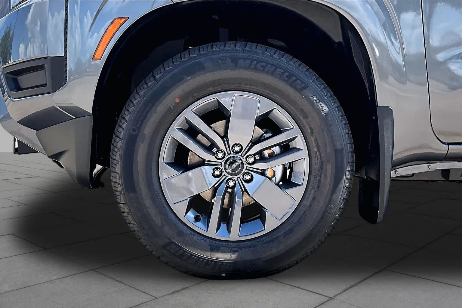 2027 Nissan Frontier SV - 8