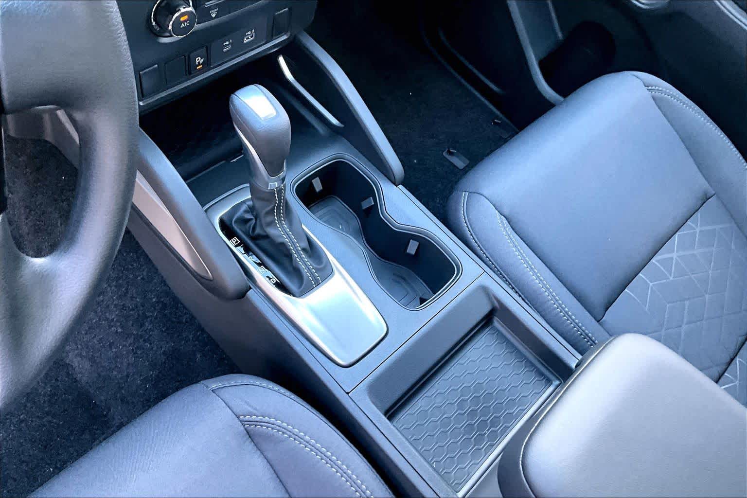 2027 Nissan Frontier SV - 10