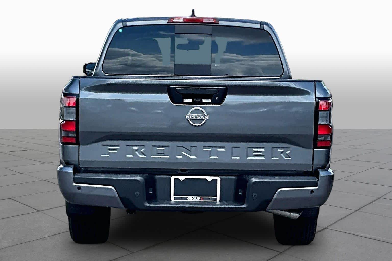 2027 Nissan Frontier SV - 3