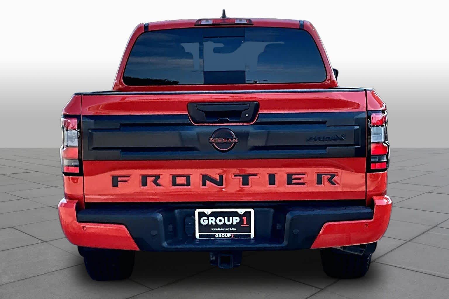 2026 Nissan Frontier photo 5 of 34