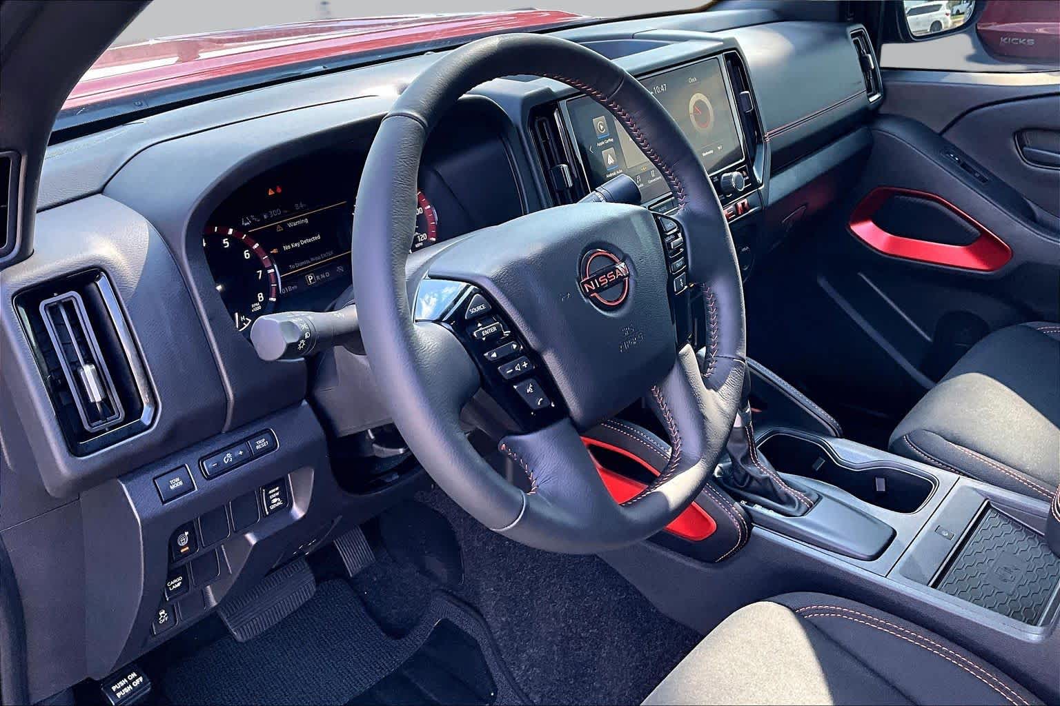 2026 Nissan Frontier photo 17 of 34