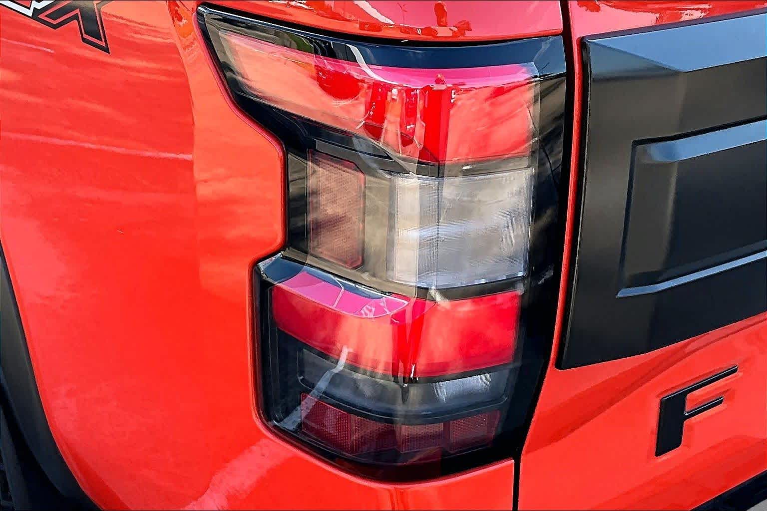 2026 Nissan Frontier photo 28 of 34