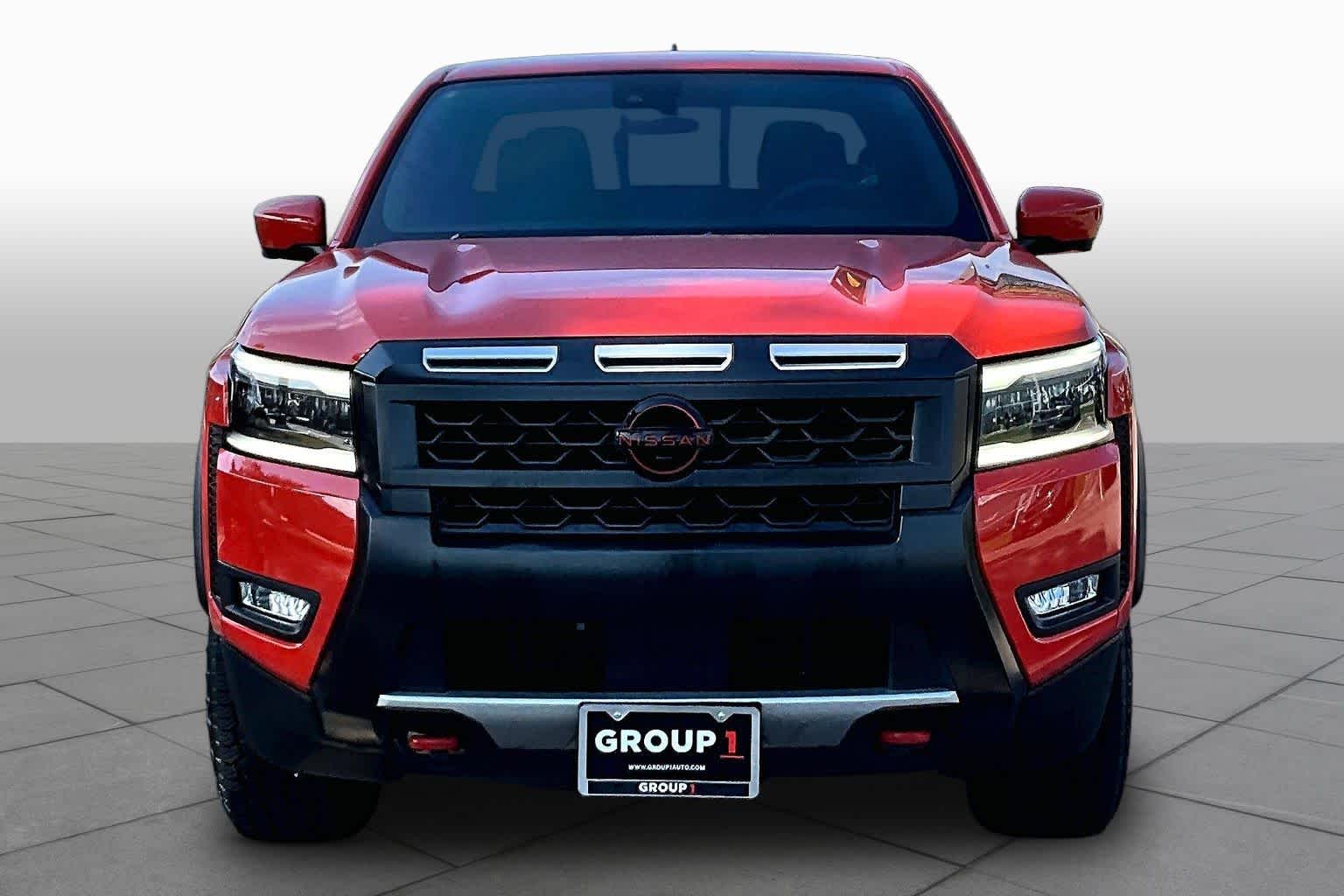 2026 Nissan Frontier photo 4 of 34