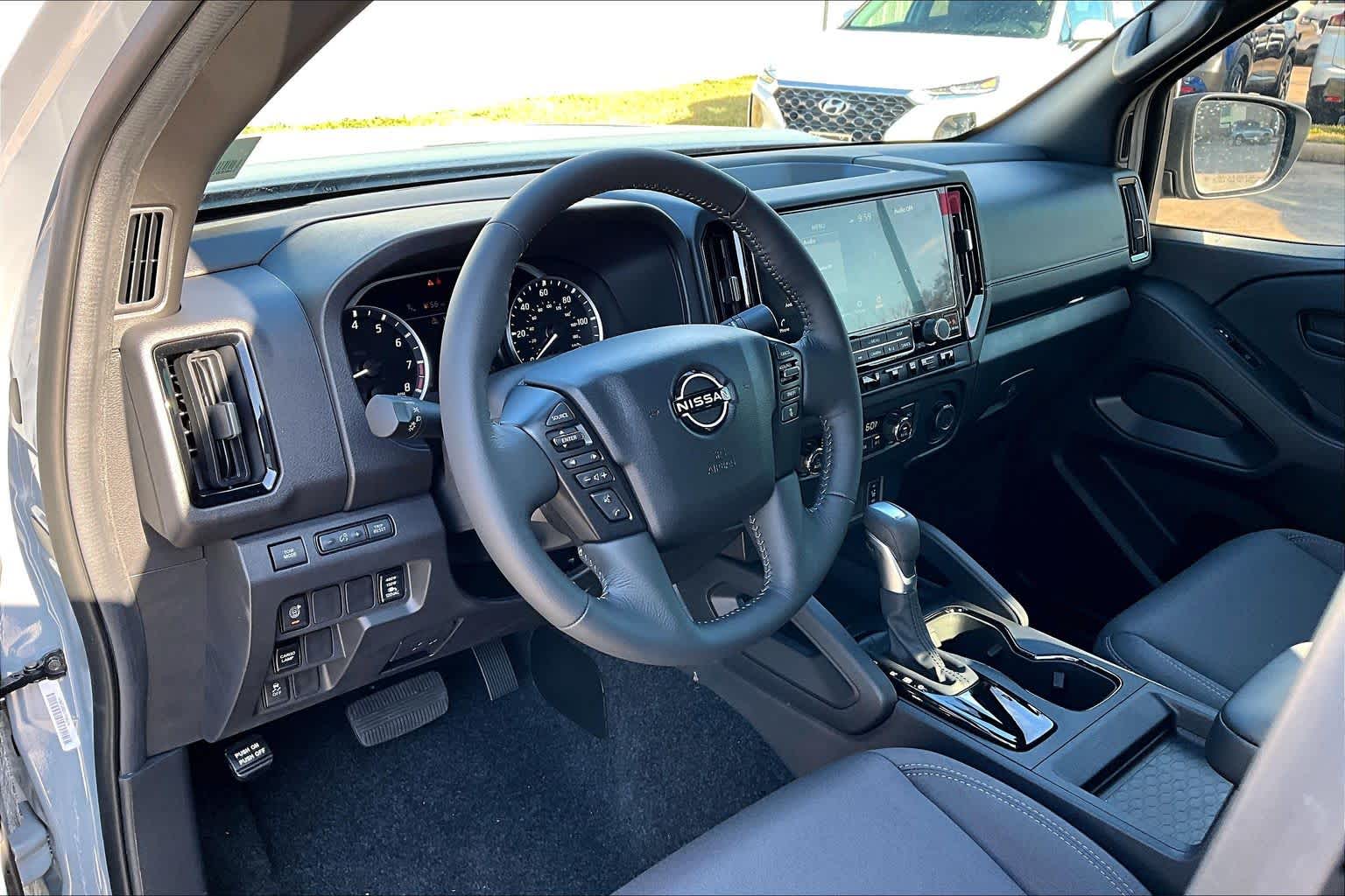 2026 Nissan Frontier SV - 9