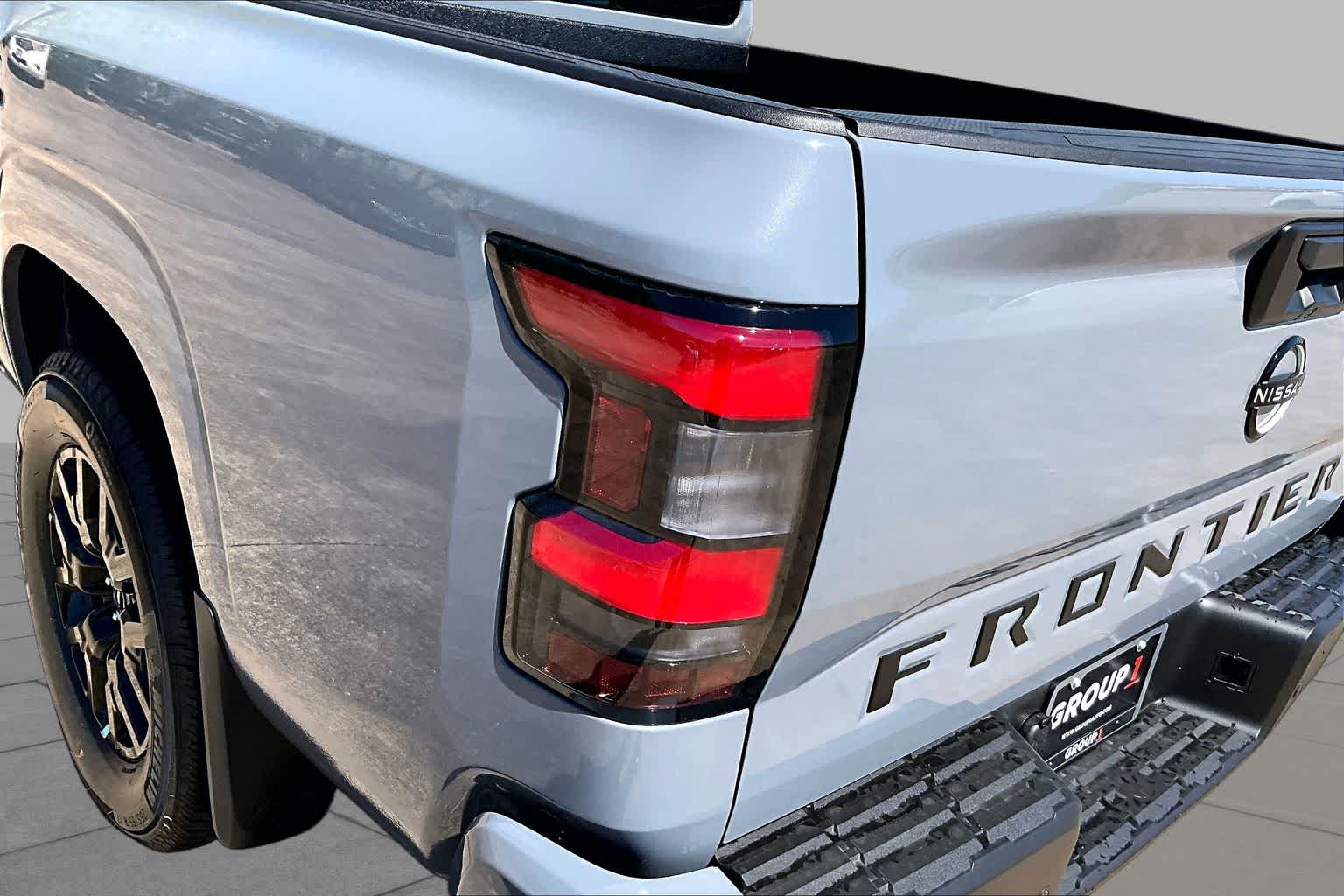 2026 Nissan Frontier SV - 11