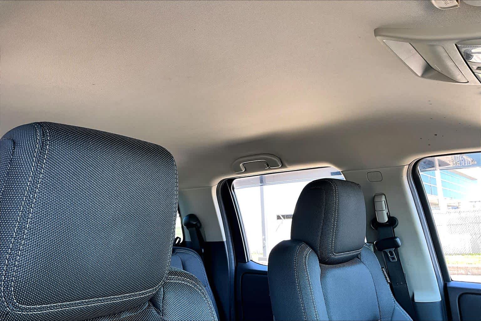 2024 Nissan Frontier photo 14 of 35