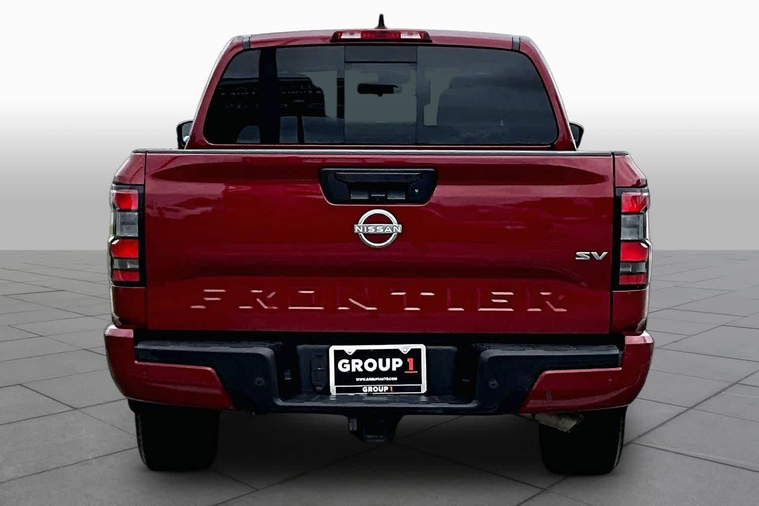 2024 Nissan Frontier photo 5 of 35