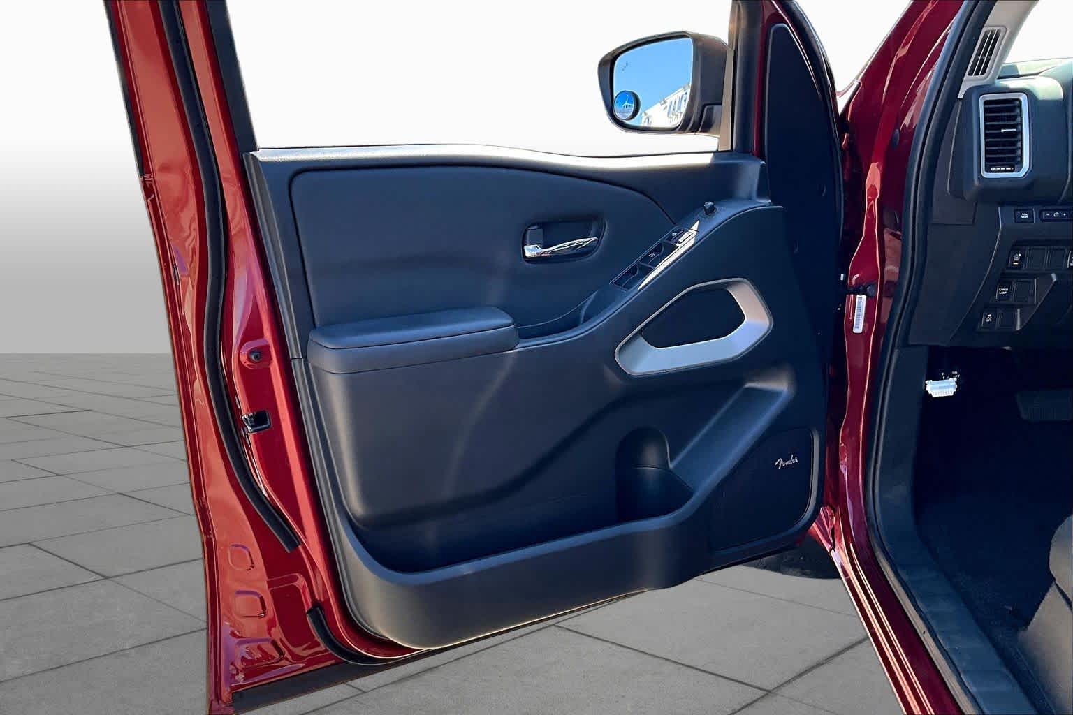 2024 Nissan Frontier photo 22 of 35