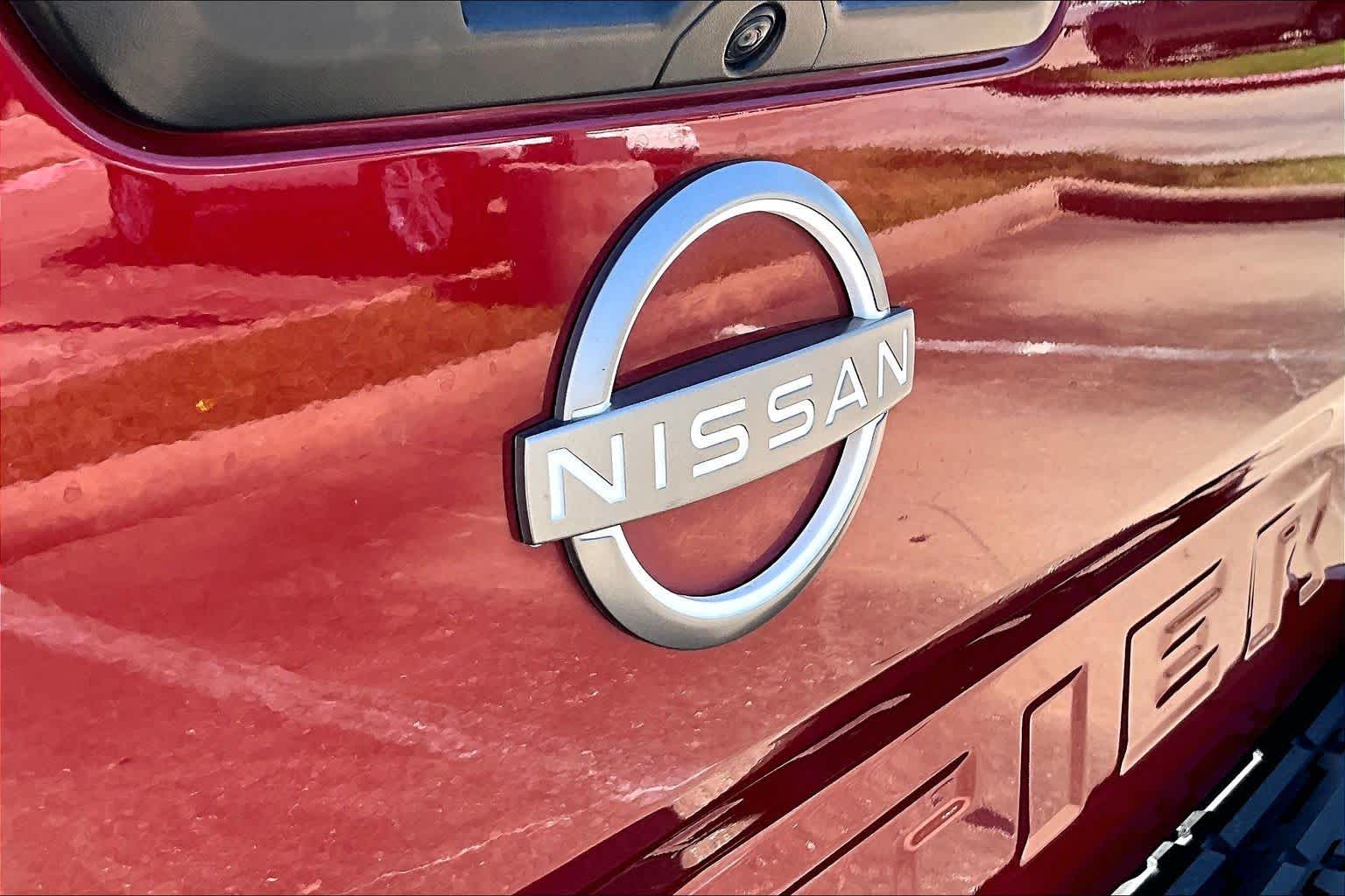 2024 Nissan Frontier photo 31 of 35