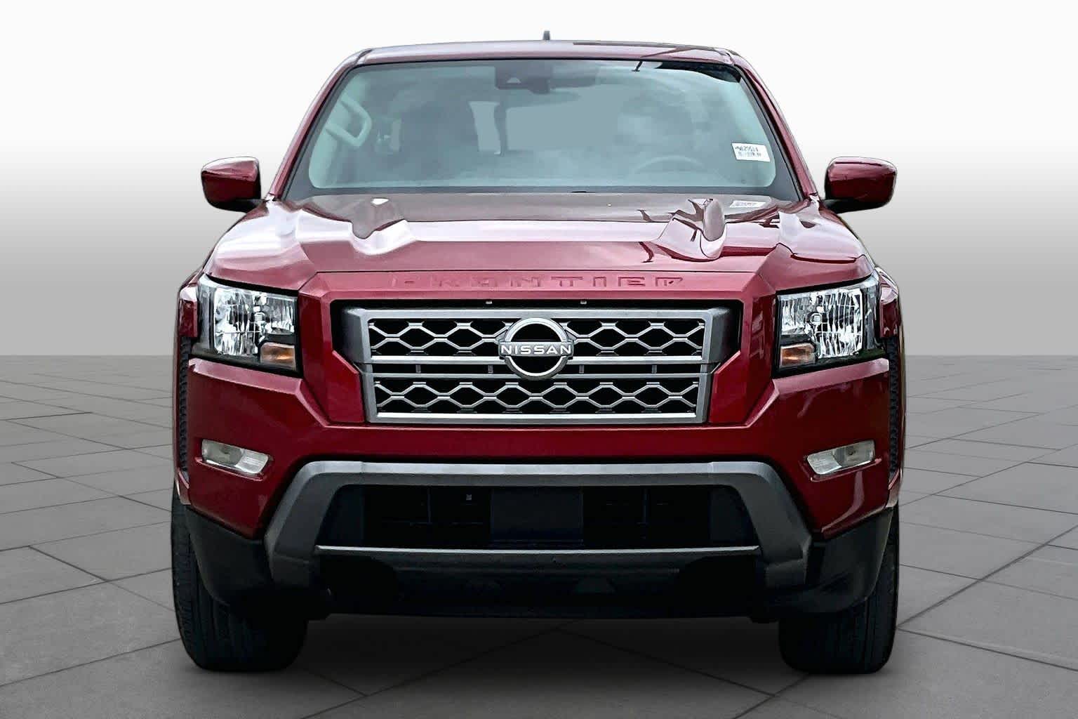 2024 Nissan Frontier photo 4 of 35