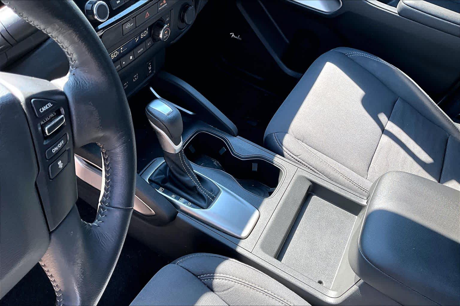 2024 Nissan Frontier photo 17 of 35