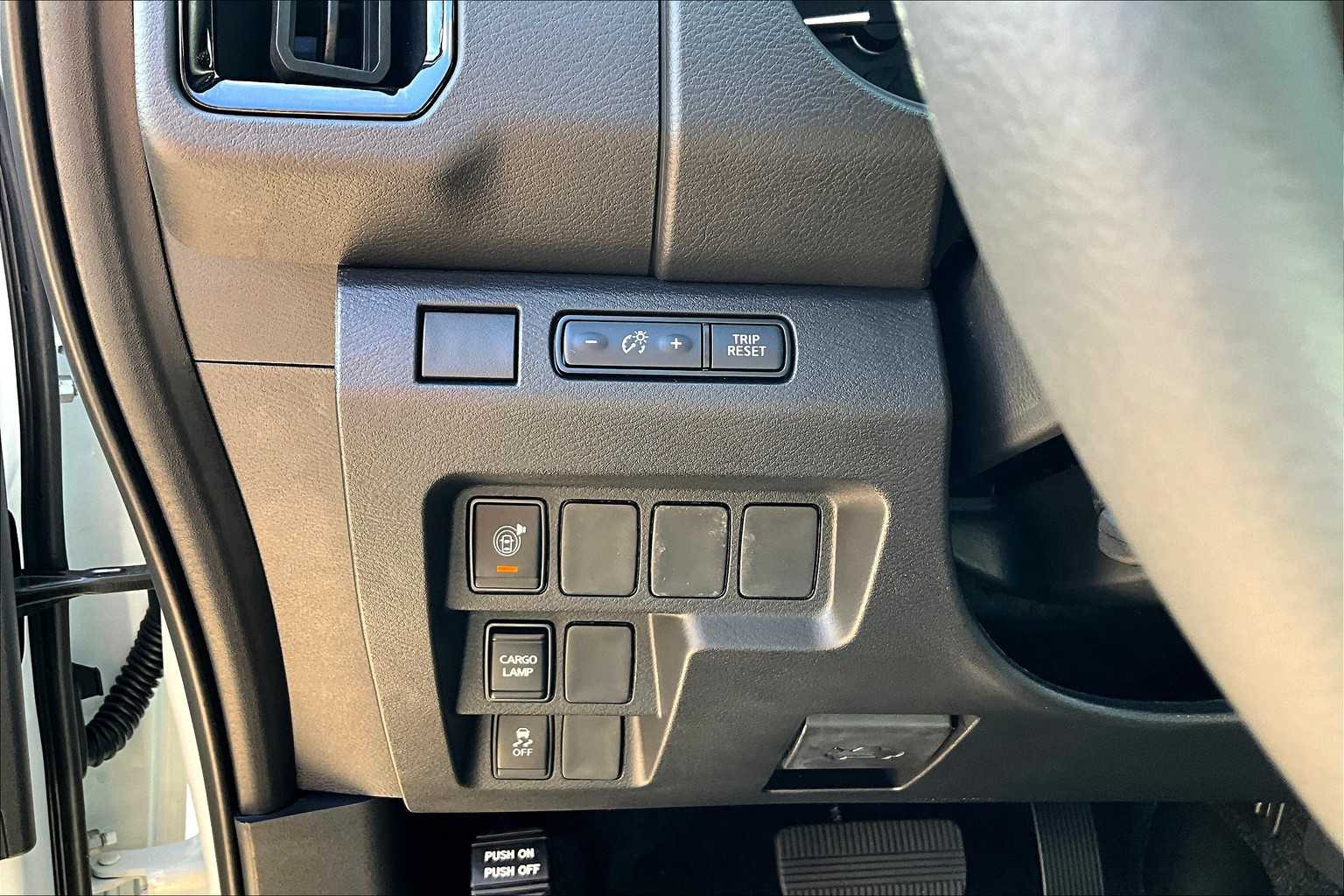 2026 Nissan Frontier SV Glacier White at Sterling McCall Nissan