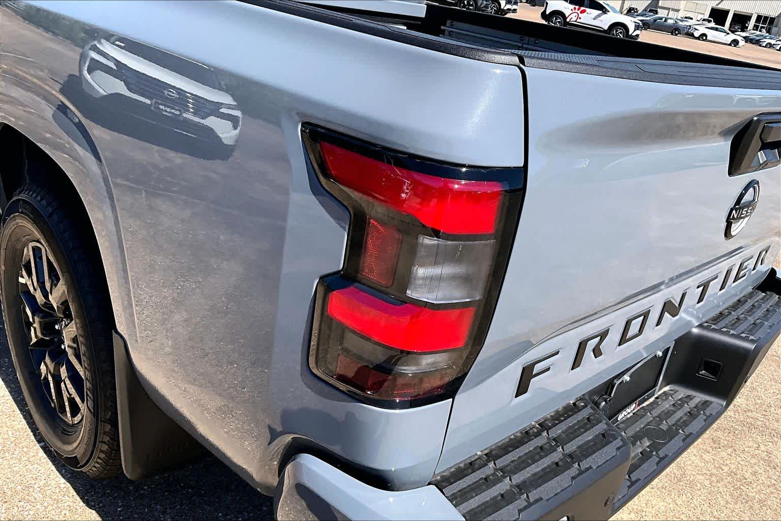 2026 Nissan Frontier SV - 11
