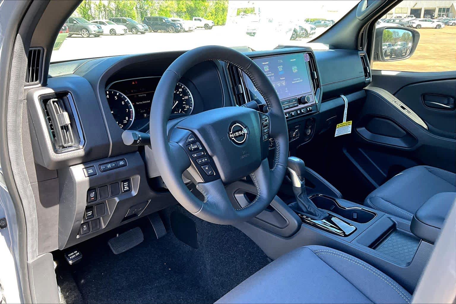2026 Nissan Frontier SV - 9