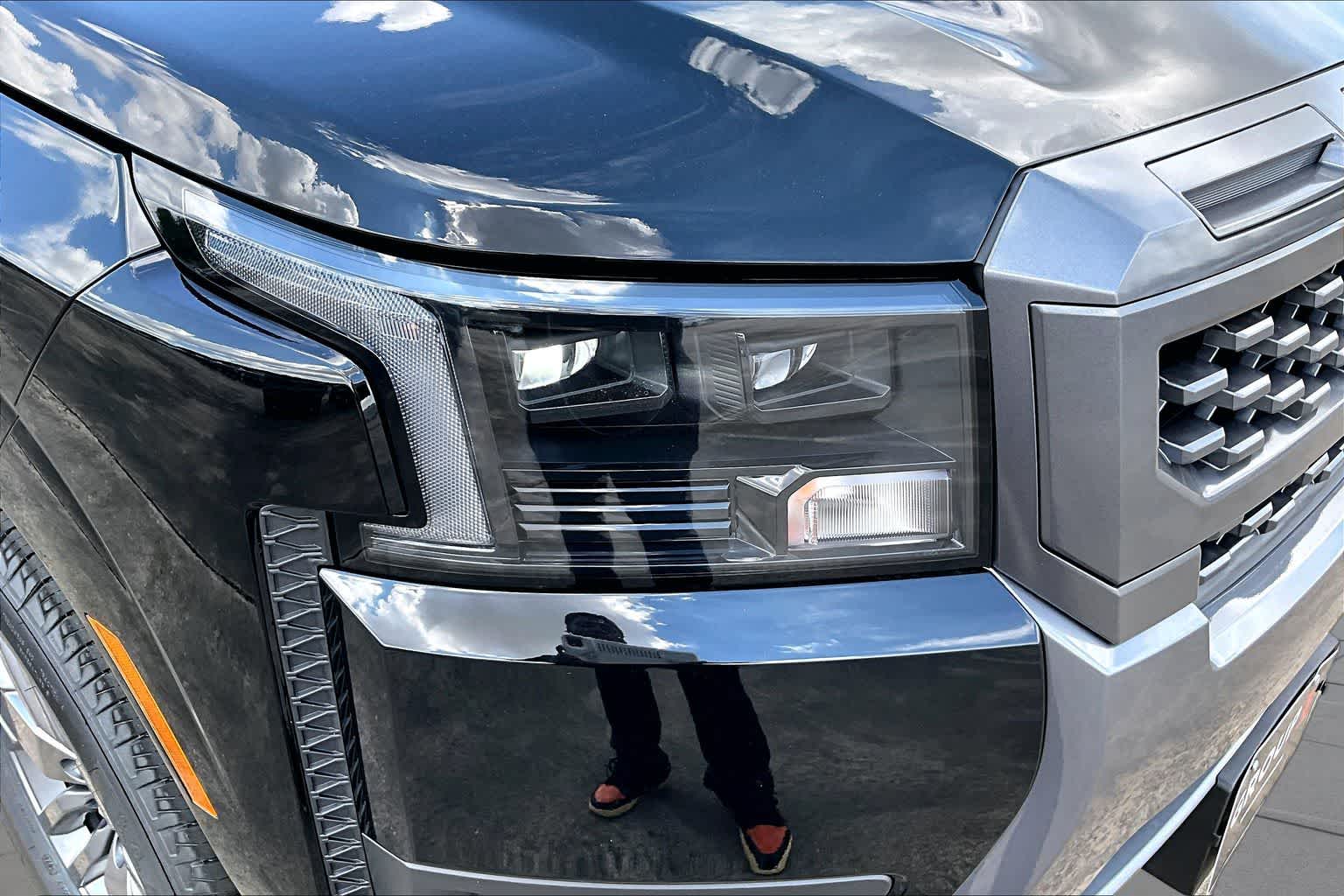 2027 Nissan Frontier photo 20 of 20