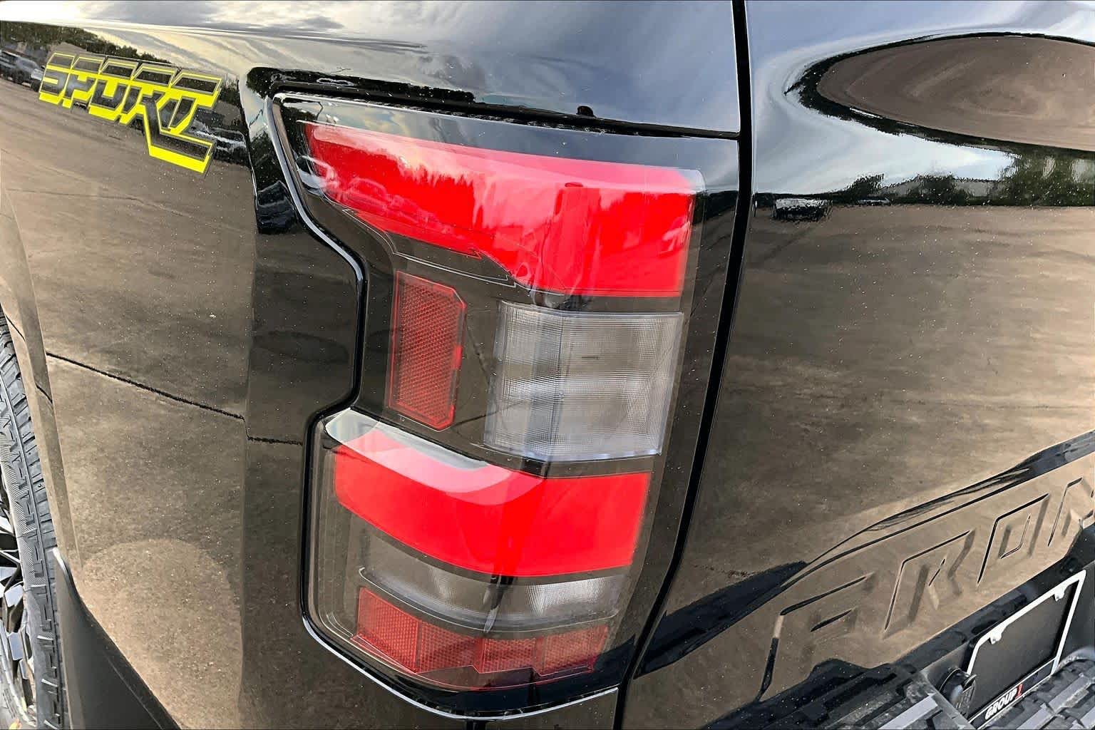 2027 Nissan Frontier photo 12 of 22