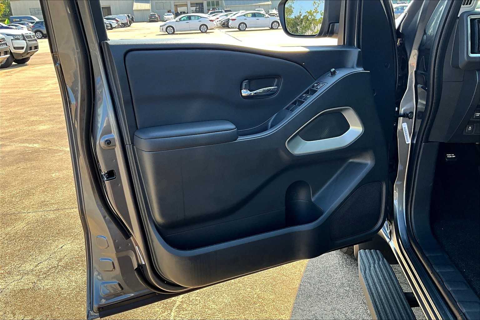 2026 Nissan Frontier SV Gun Metallic at Sterling McCall Nissan