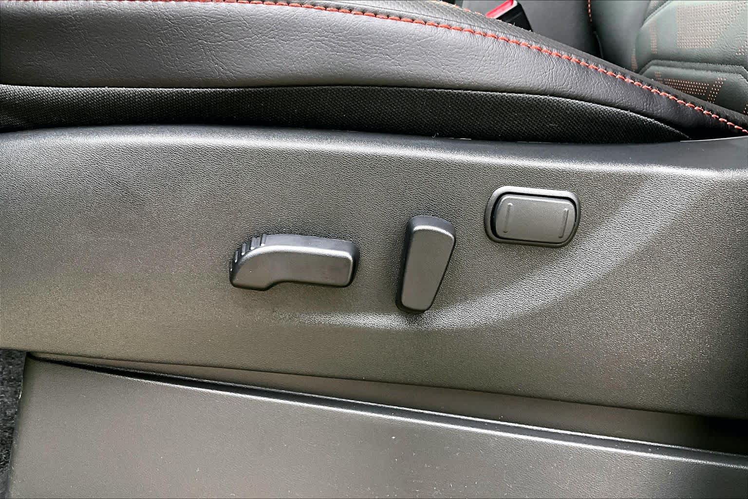 2026 Nissan Frontier PRO-4X Citrus Strike at Sterling McCall Nissan
