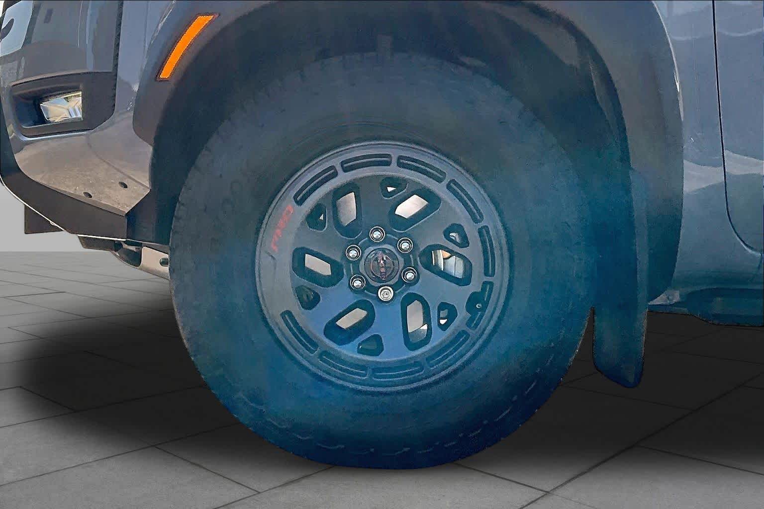 2025 Nissan Frontier PRO-4X Boulder Gray Pearl at Sterling McCall Nissan