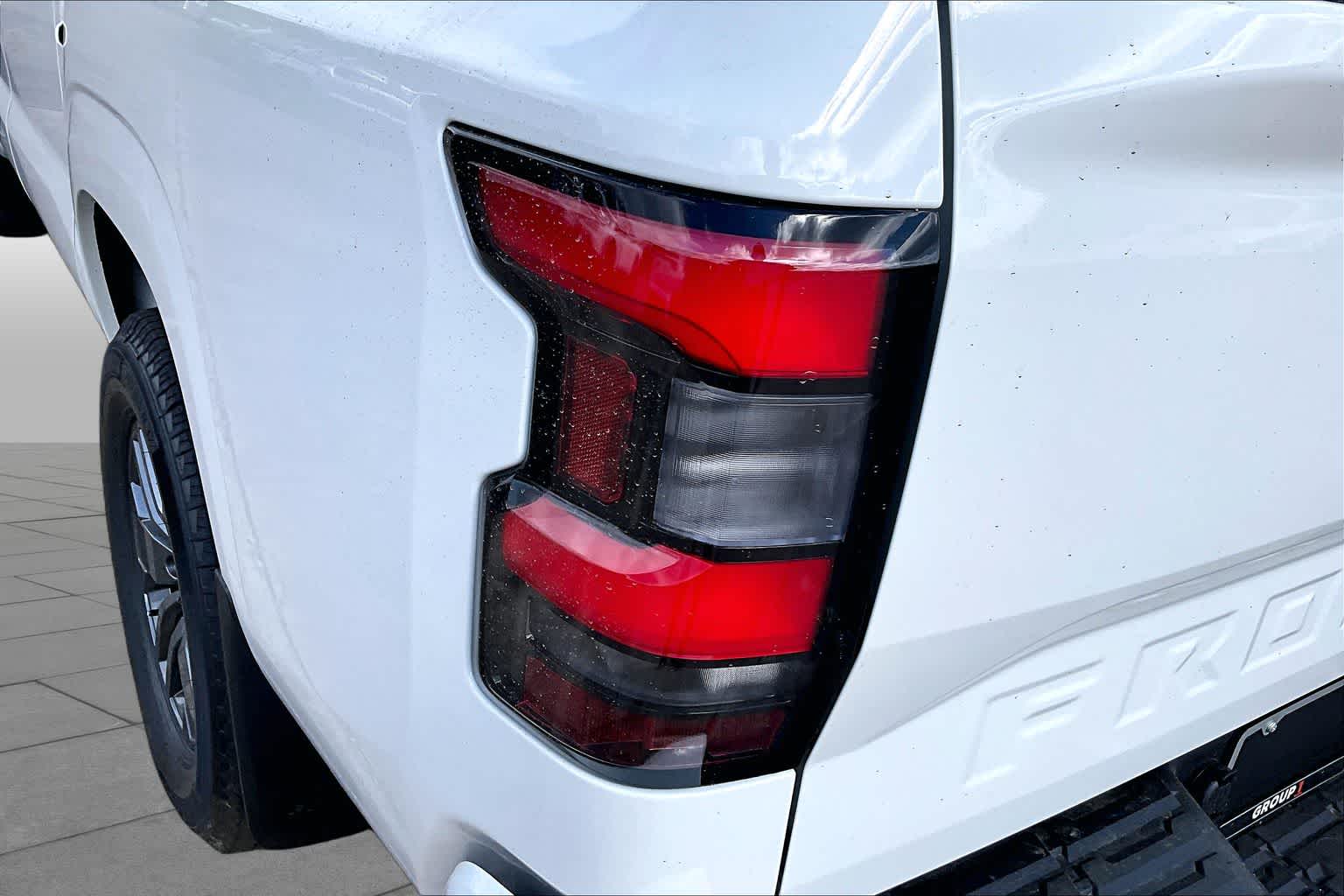 2026 Nissan Frontier SV - 11