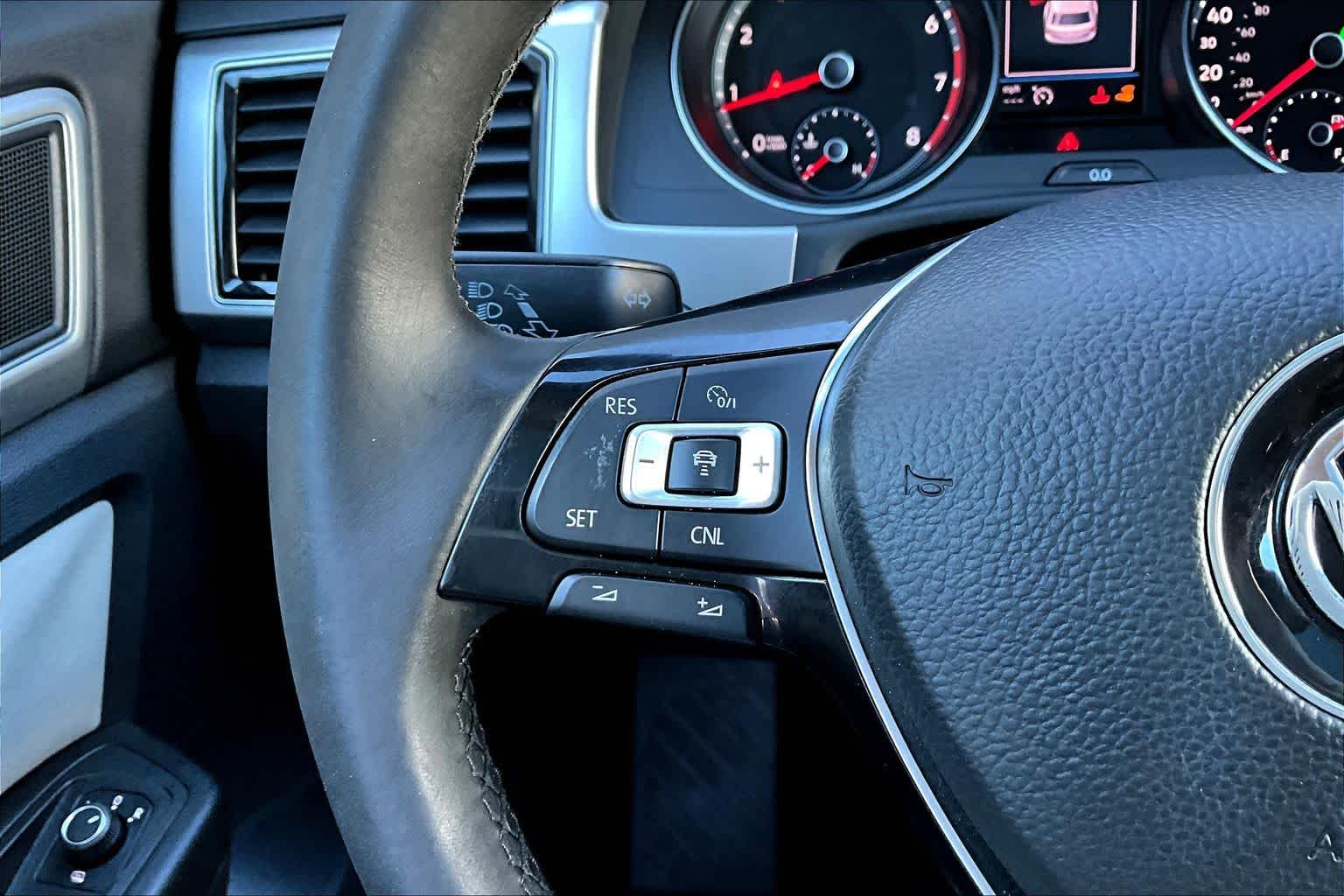2018 Volkswagen Atlas 3.6L V6 SEL Tourmaline Blue Metallic at BMW of West Houston