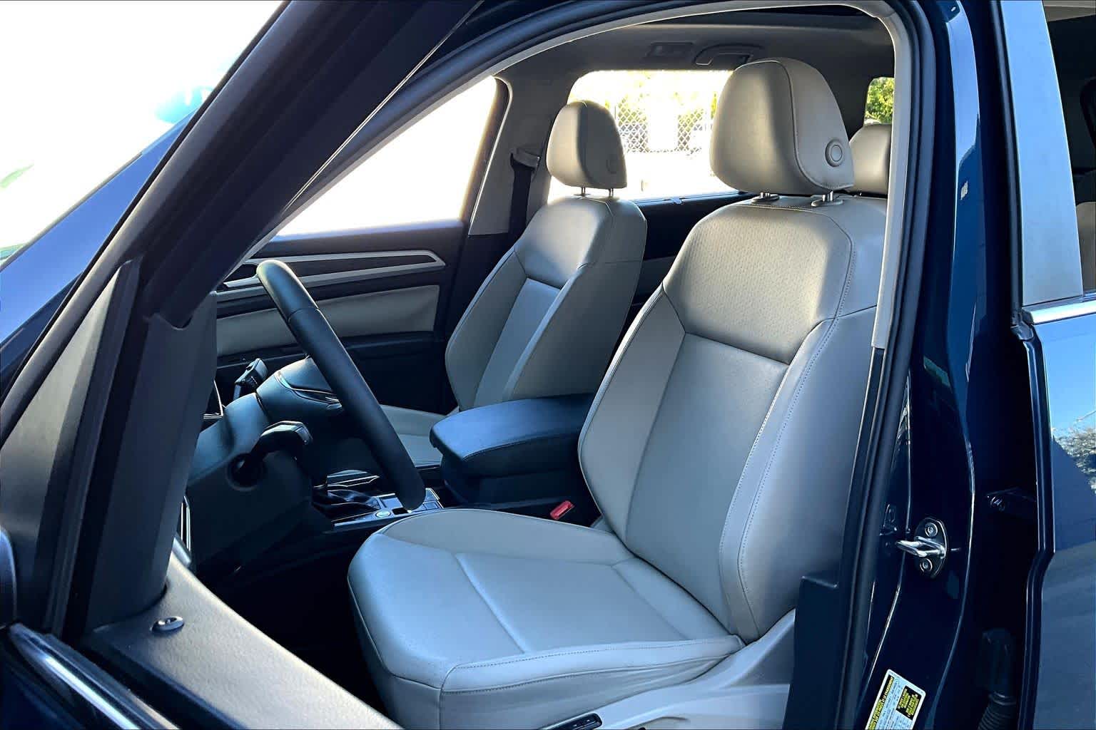2018 Volkswagen Atlas 3.6L V6 SEL Tourmaline Blue Metallic at BMW of West Houston