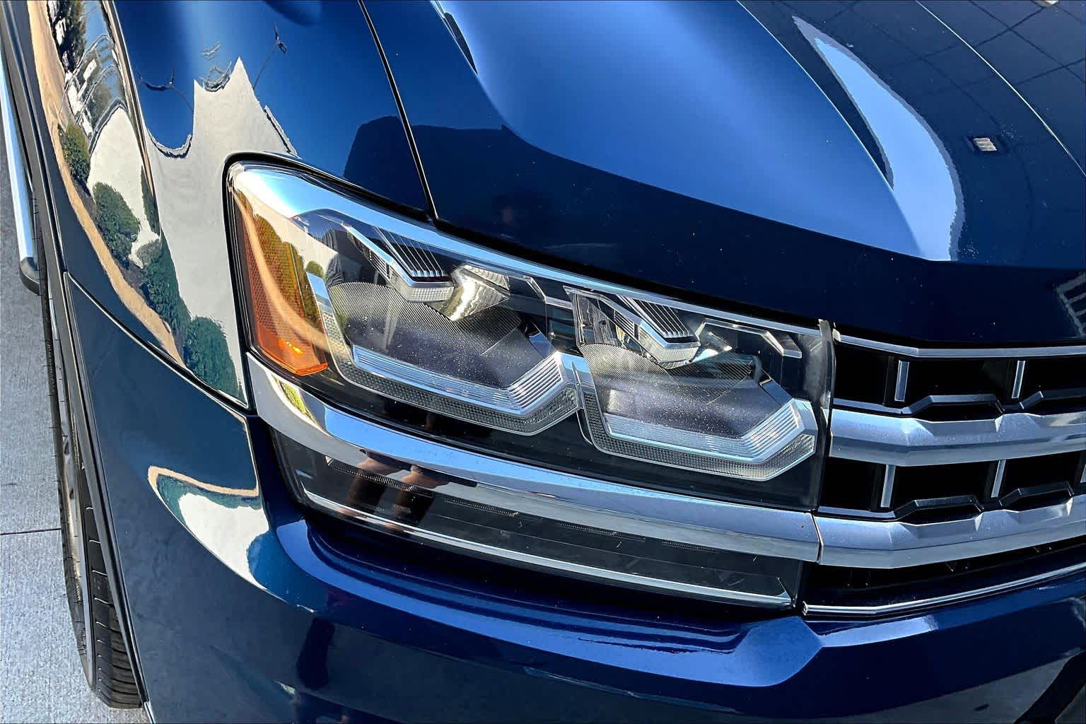 2018 Volkswagen Atlas 3.6L V6 SEL Tourmaline Blue Metallic at BMW of West Houston