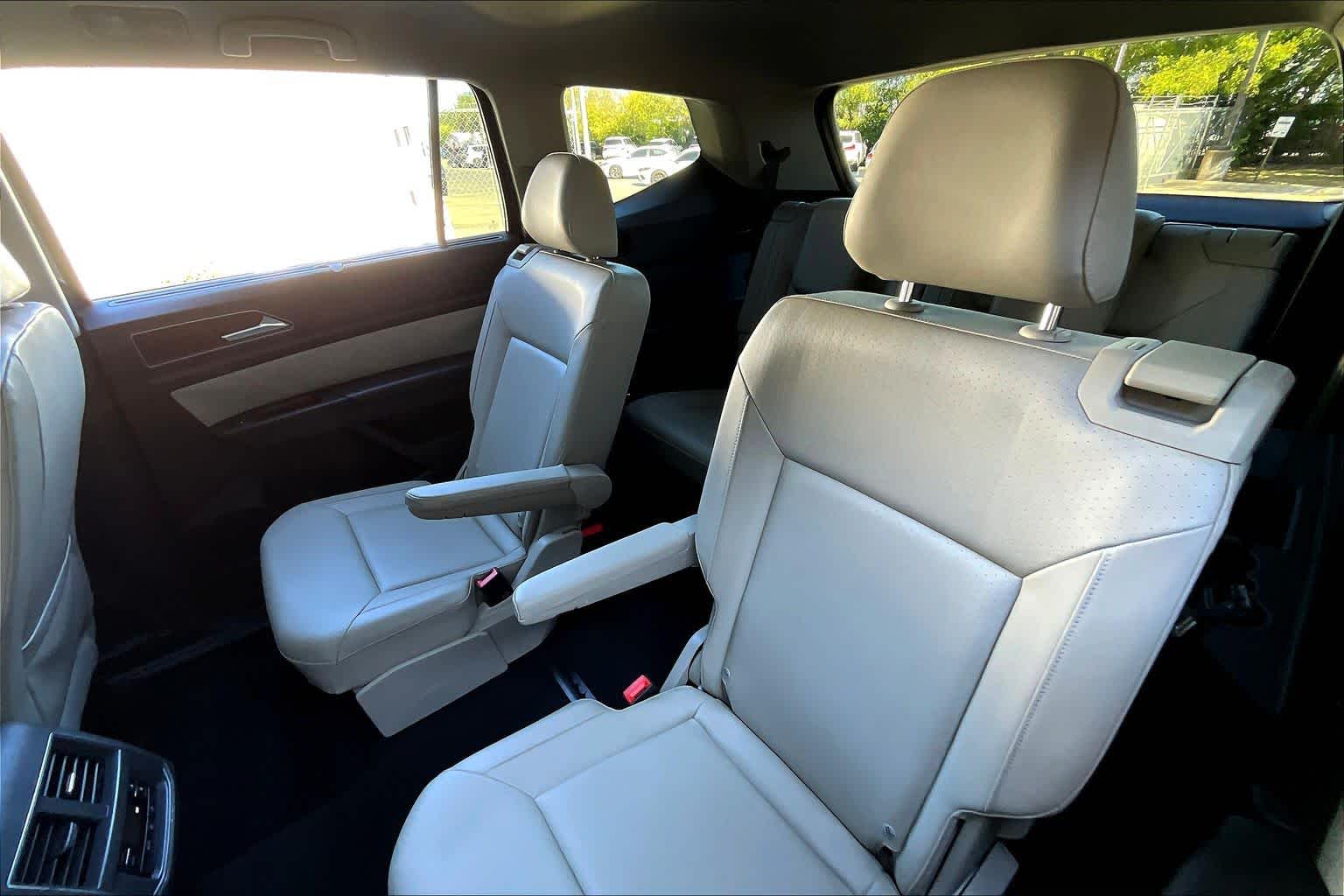 2018 Volkswagen Atlas 3.6L V6 SEL Tourmaline Blue Metallic at BMW of West Houston