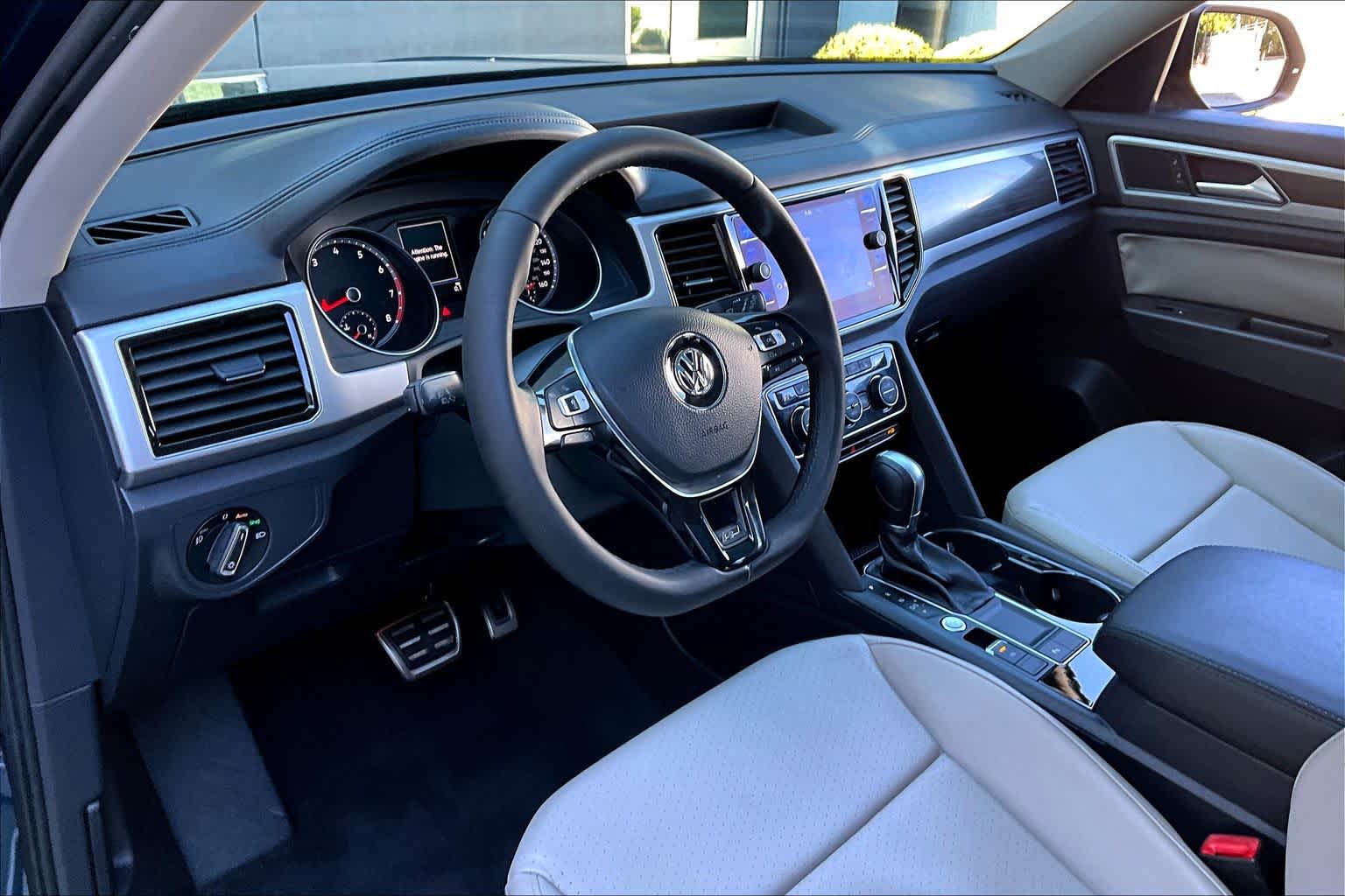 2018 Volkswagen Atlas 3.6L V6 SEL Tourmaline Blue Metallic at BMW of West Houston