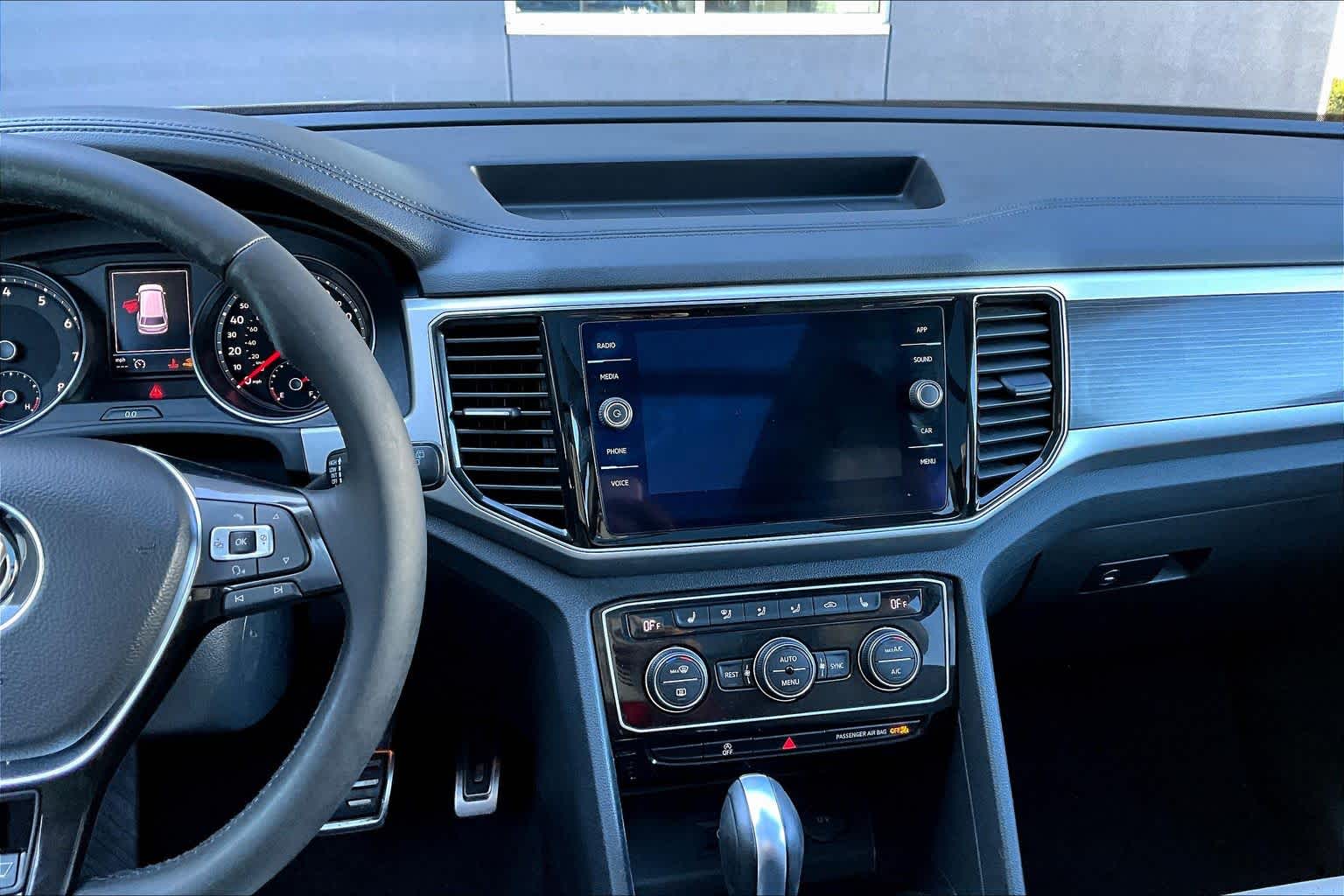 2018 Volkswagen Atlas 3.6L V6 SEL Tourmaline Blue Metallic at BMW of West Houston