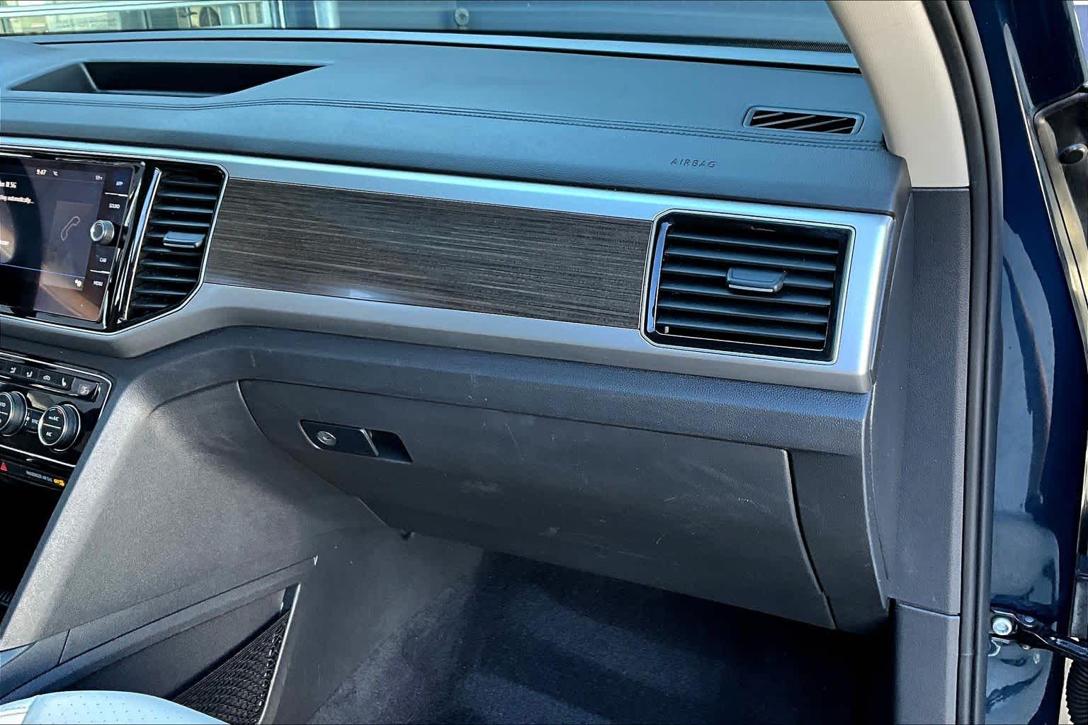 2018 Volkswagen Atlas 3.6L V6 SEL Tourmaline Blue Metallic at BMW of West Houston