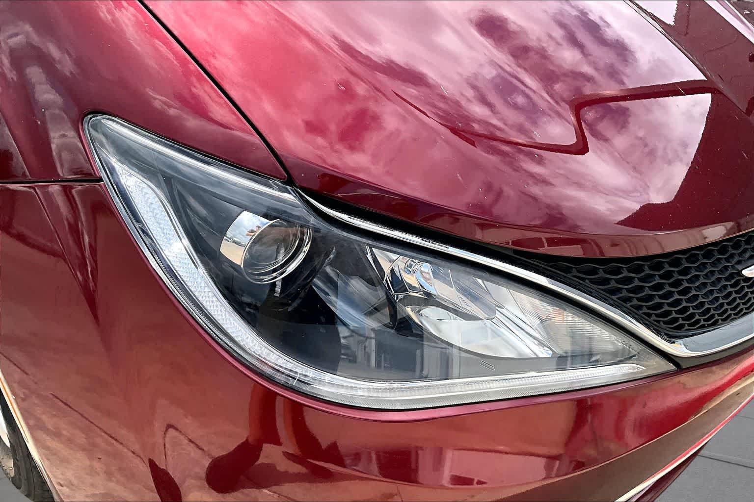 2018 Chrysler Pacifica Limited Velvet Red Pearlcoat at AutoNation USA Katy