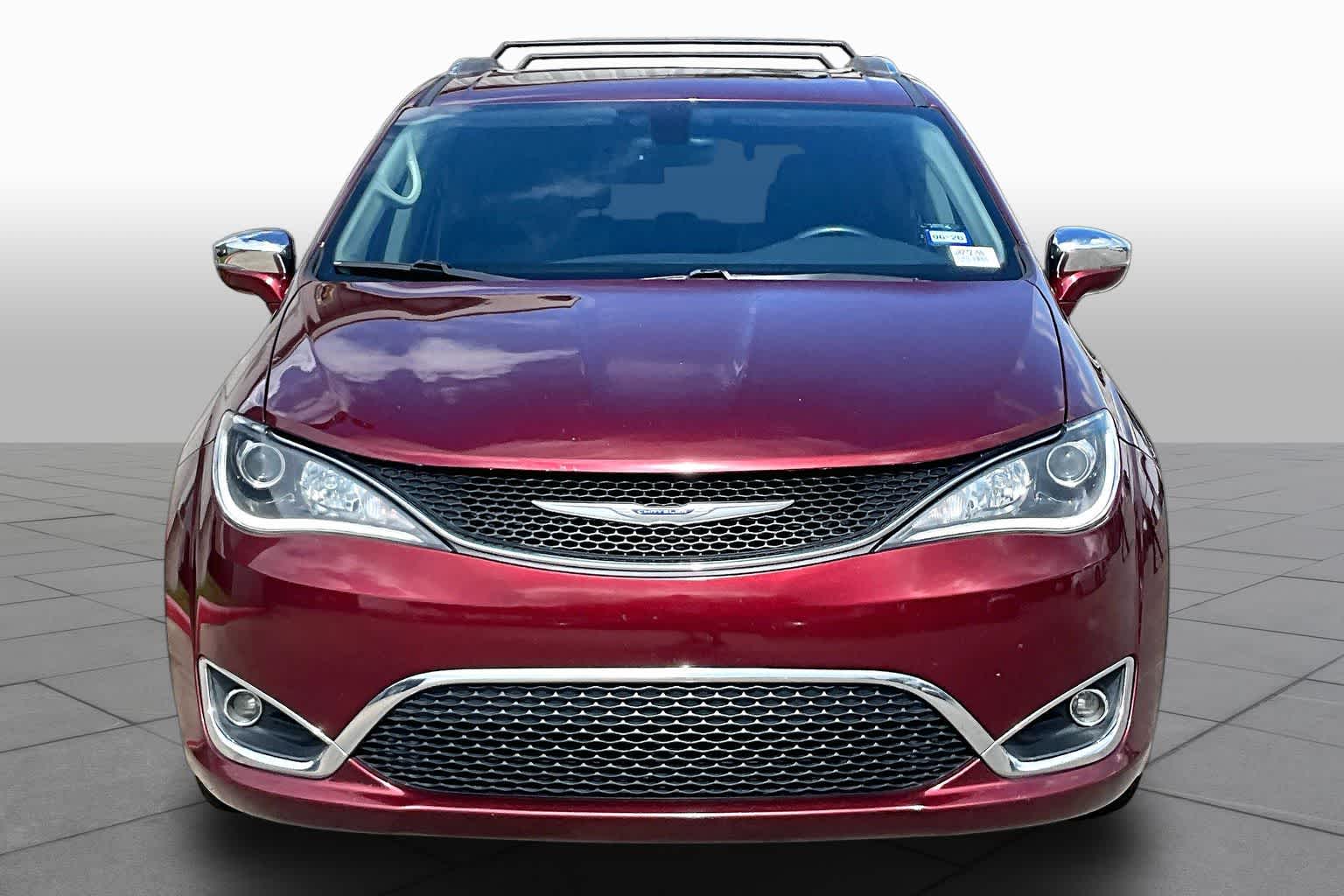 2018 Chrysler Pacifica Limited Velvet Red Pearlcoat at AutoNation USA Katy