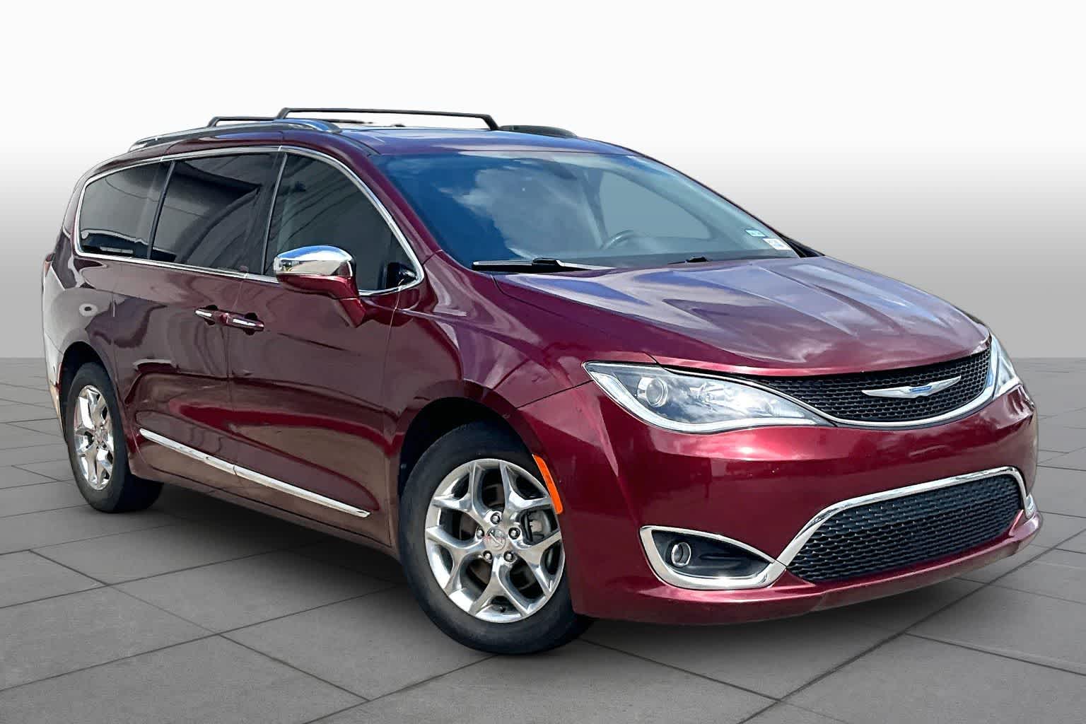2018 Chrysler Pacifica Limited Velvet Red Pearlcoat at AutoNation USA Katy