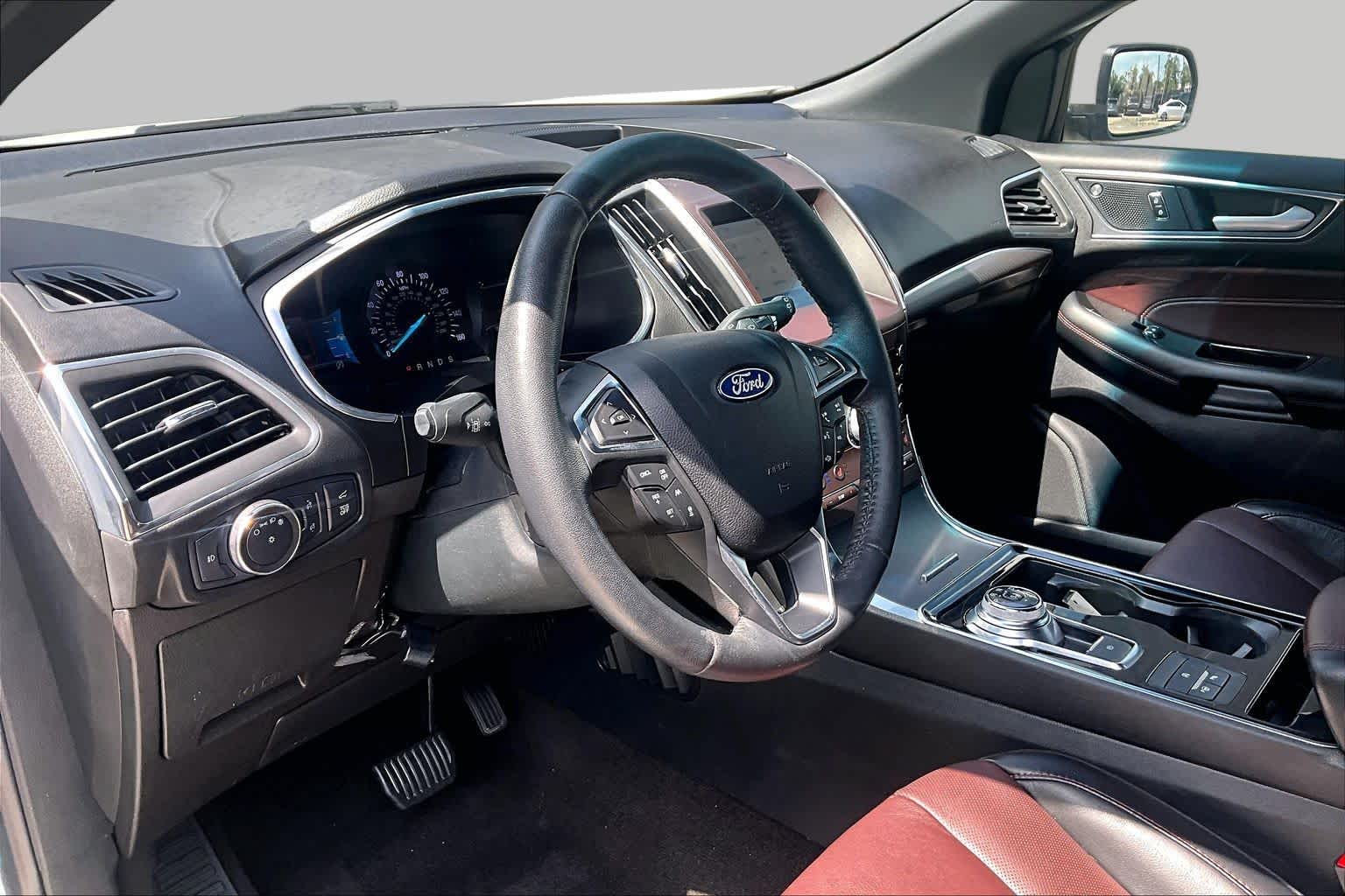 2020 Ford Edge Titanium Star White Metallic Tri-Coat at Tomball Ford