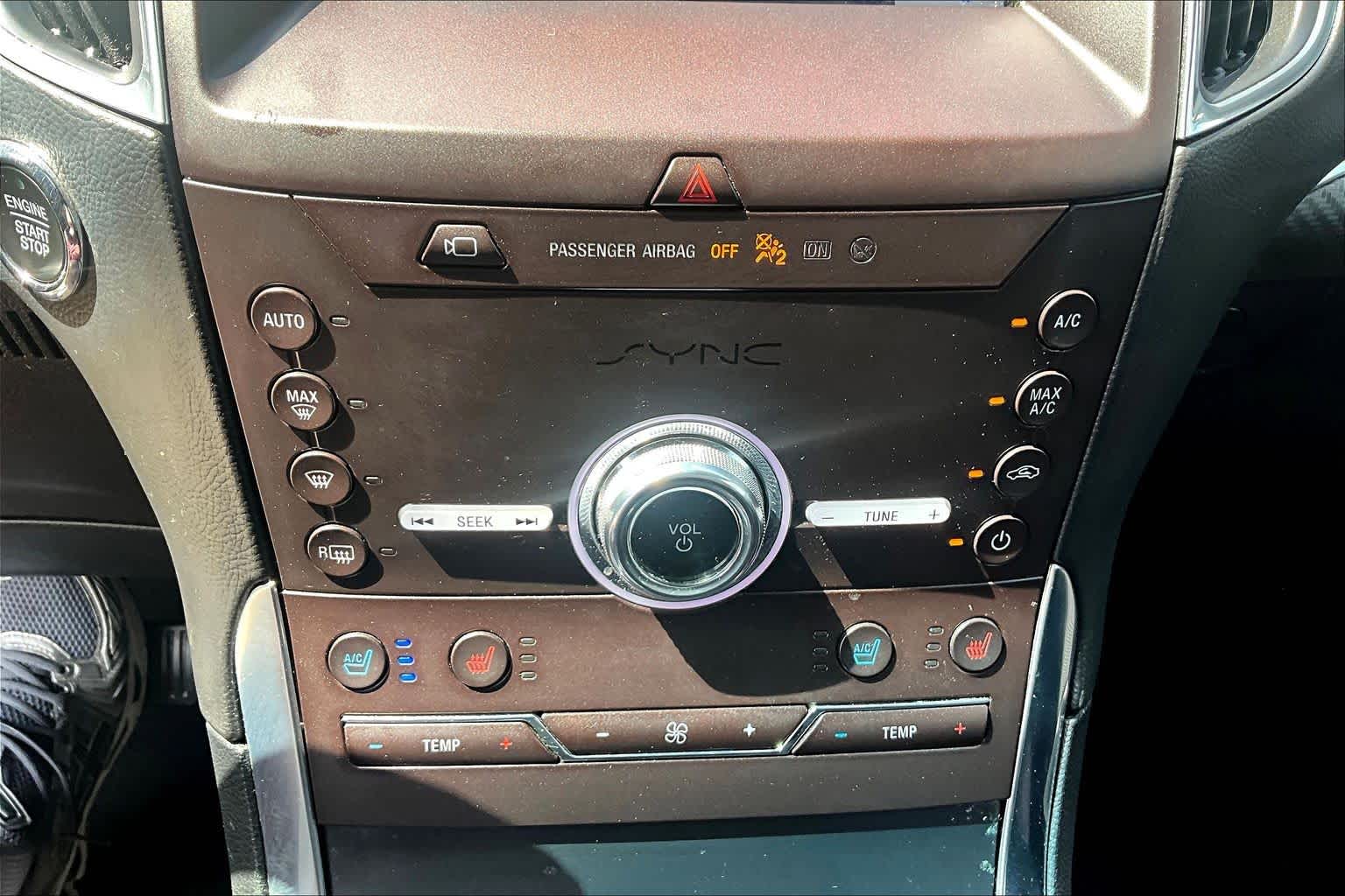 2020 Ford Edge Titanium Star White Metallic Tri-Coat at Tomball Ford