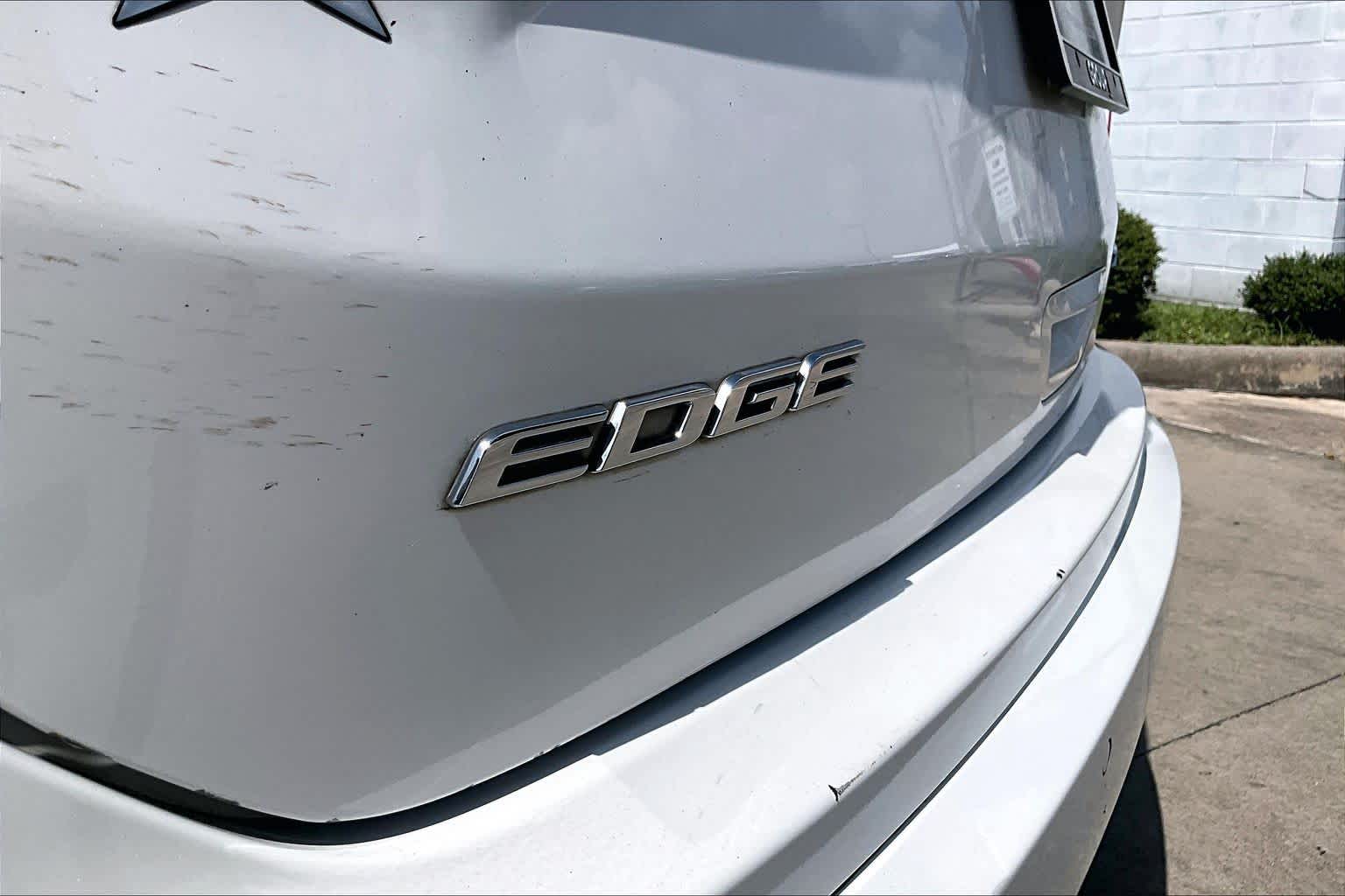 2020 Ford Edge Titanium Star White Metallic Tri-Coat at Tomball Ford
