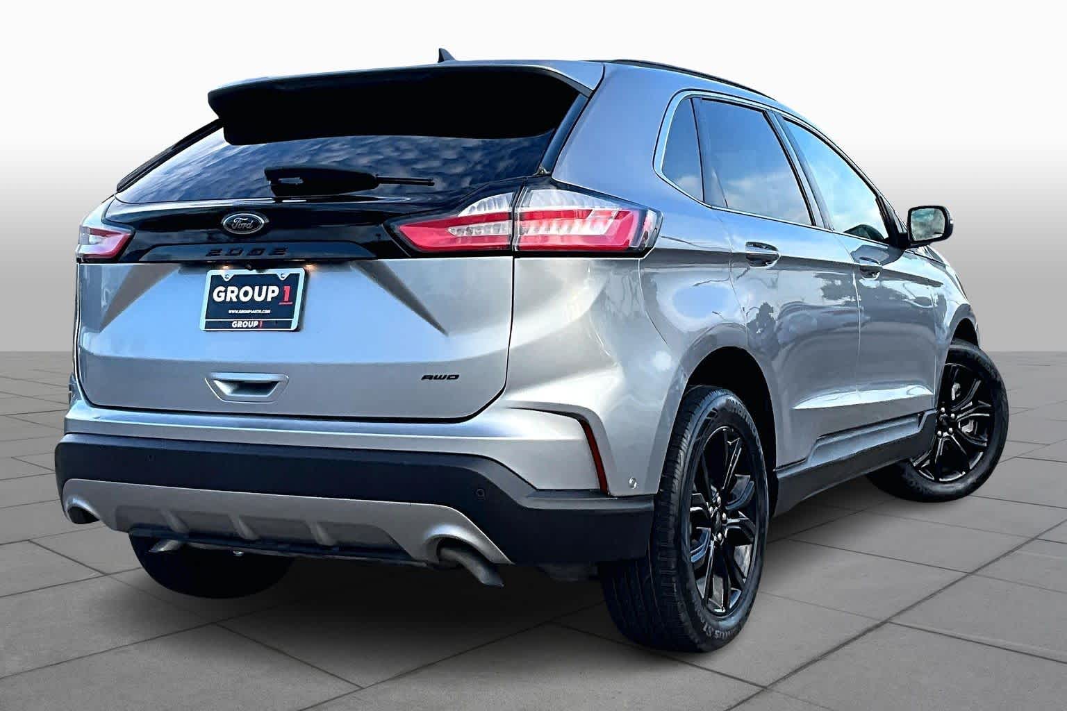 2022 Ford Edge SE Iconic Silver Metallic at Tomball Ford