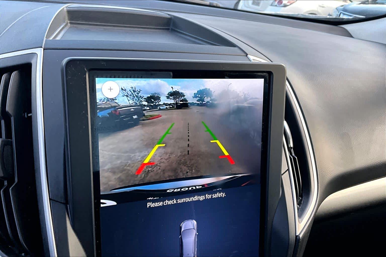 2022 Ford Edge SE Iconic Silver Metallic at Tomball Ford