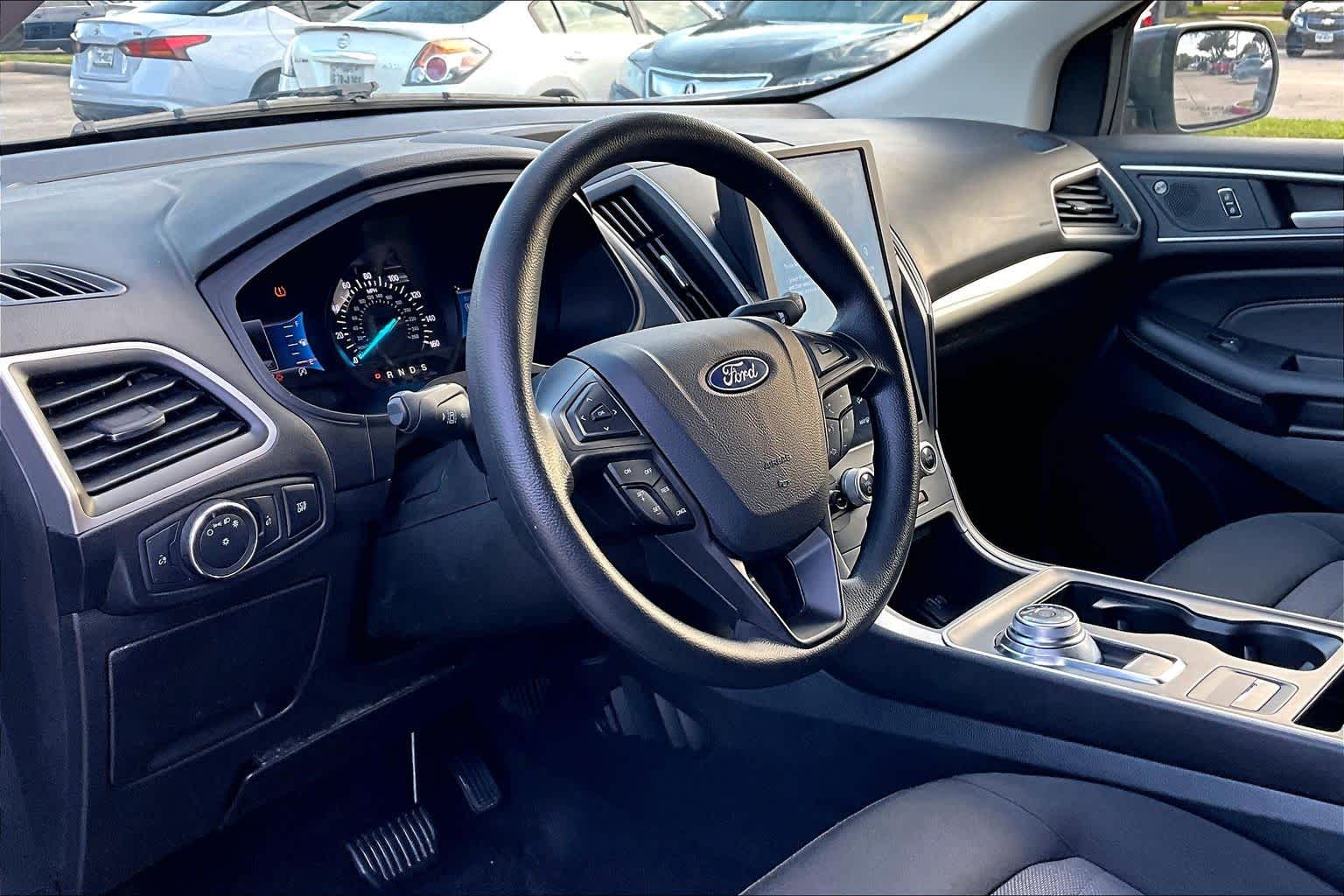 2022 Ford Edge SE Iconic Silver Metallic at Tomball Ford