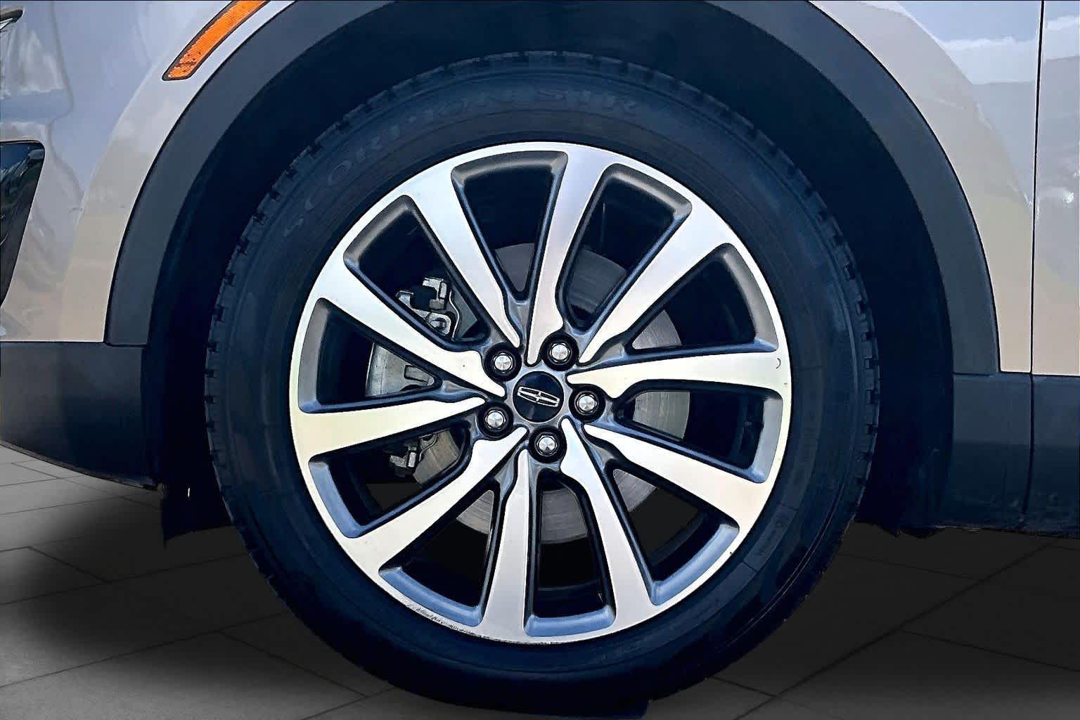 2019 Lincoln Nautilus Select Iced Mocha at Sterling McCall Nissan