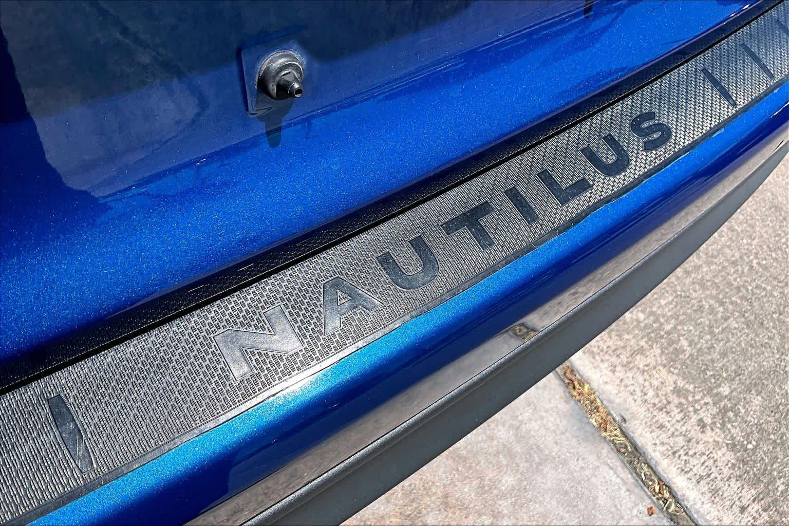 2020 Lincoln Nautilus Reserve - 9