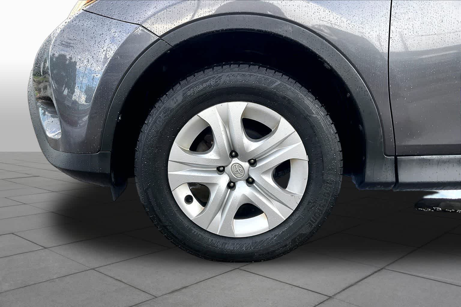 2013 Toyota RAV4 LE Magnetic Gray Metallic at AutoNation USA Houston