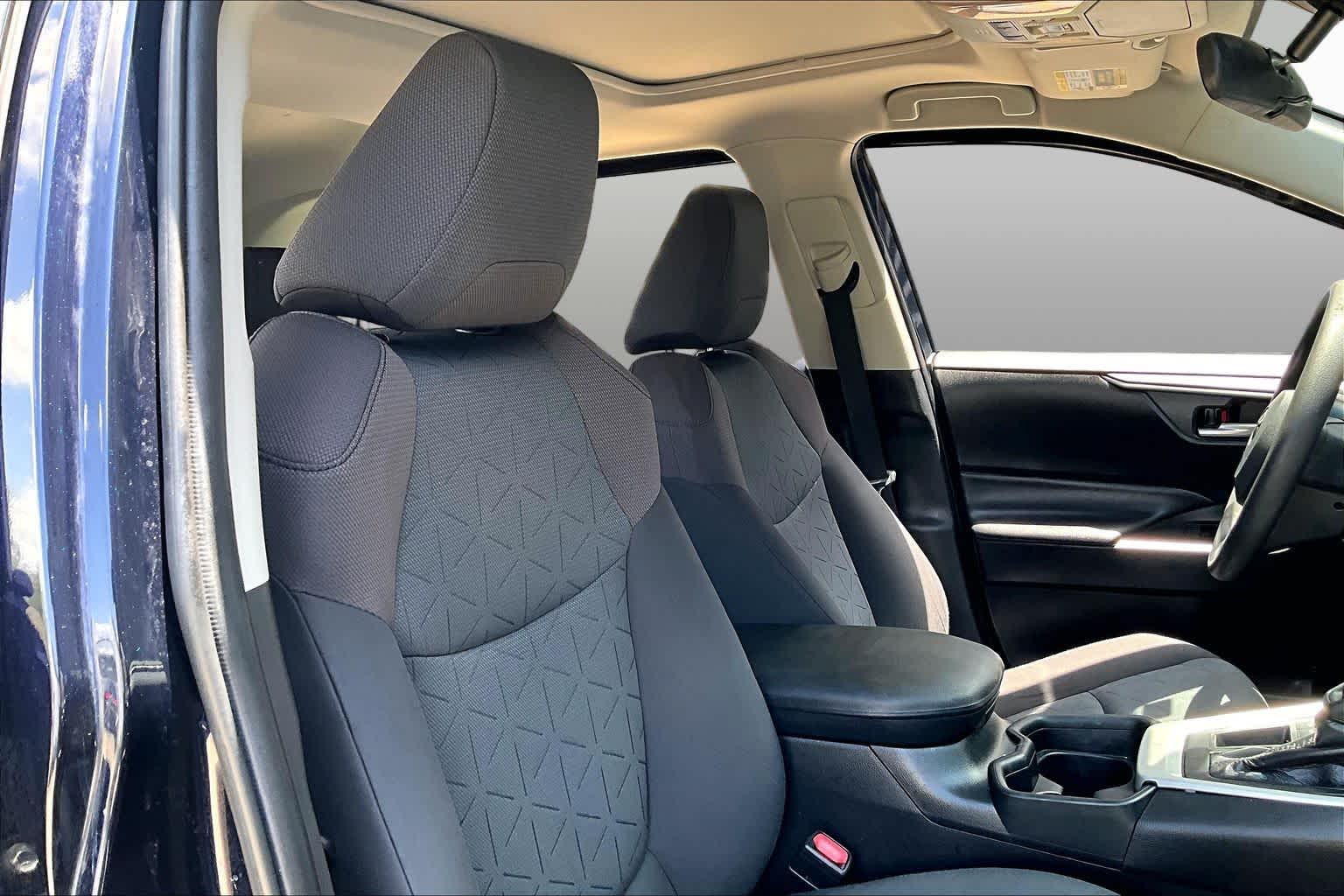 2020 Toyota RAV4 XLE Blueprint at Beck & Masten Kia