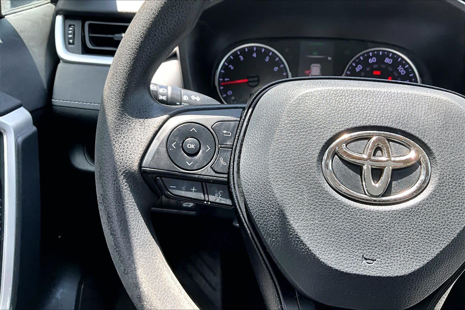 2020 Toyota RAV4 XLE Blueprint at Beck & Masten Kia