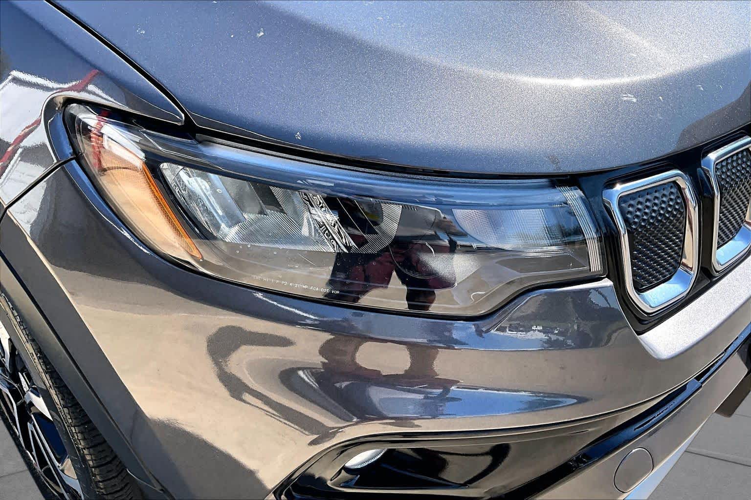 2022 Jeep Compass photo 26 of 33